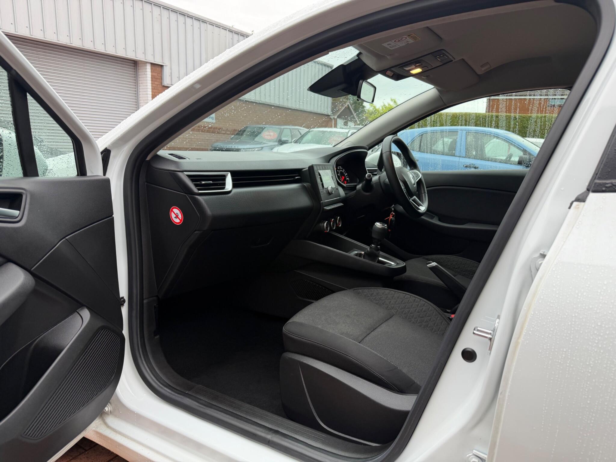 Renault Clio view 55