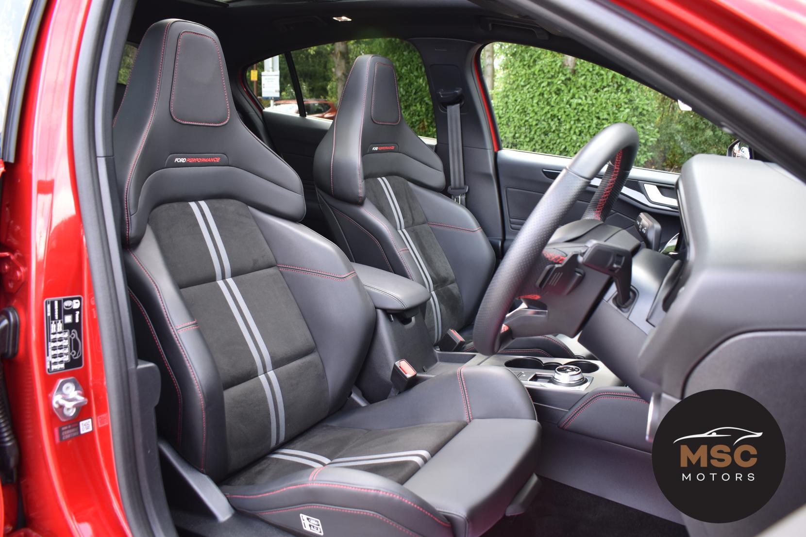 Ford Focus view 42