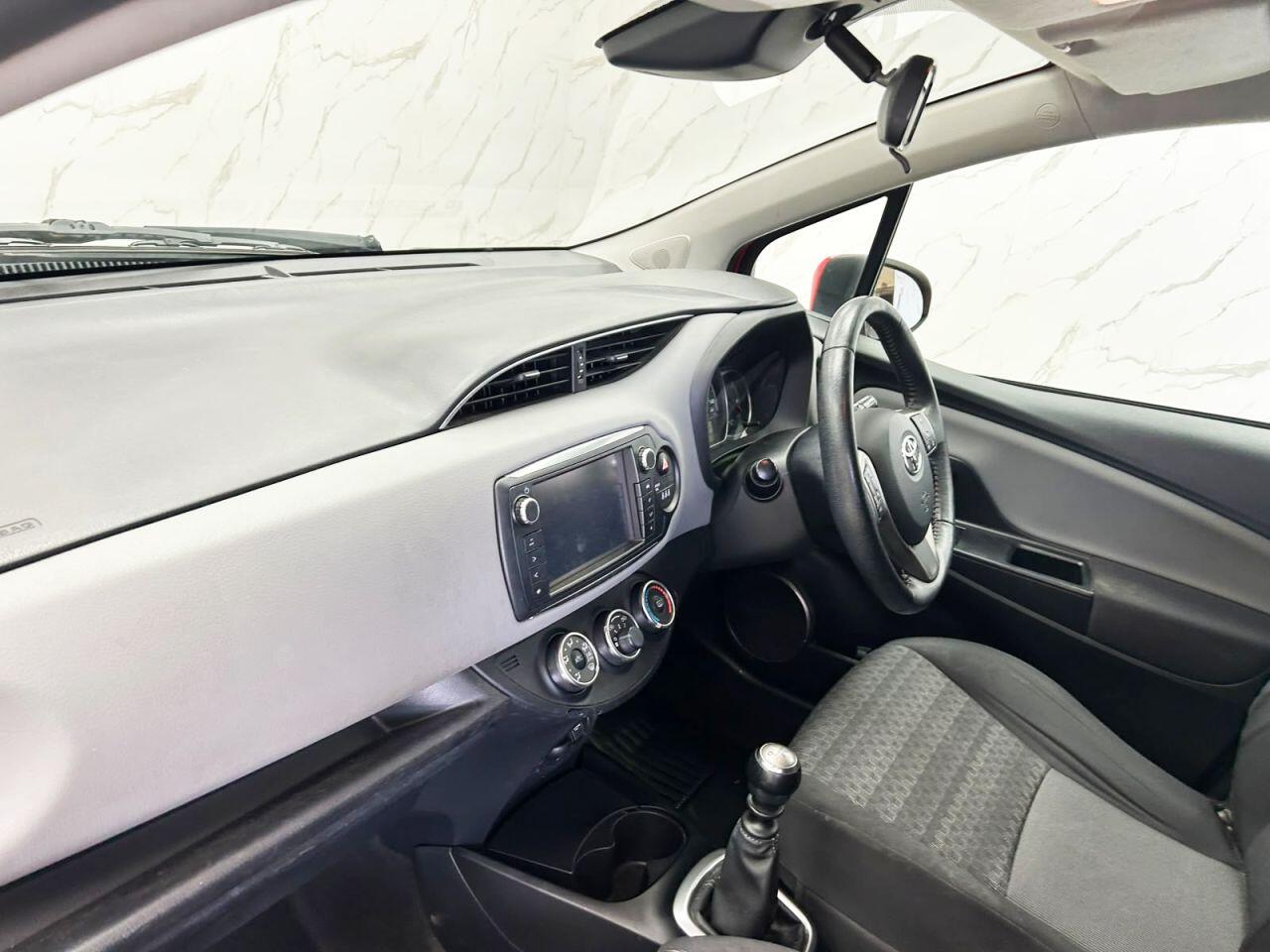 Toyota Yaris view 13