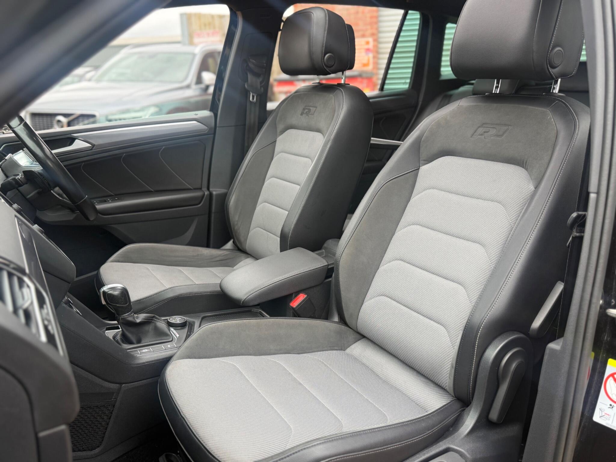 Volkswagen Tiguan view 39