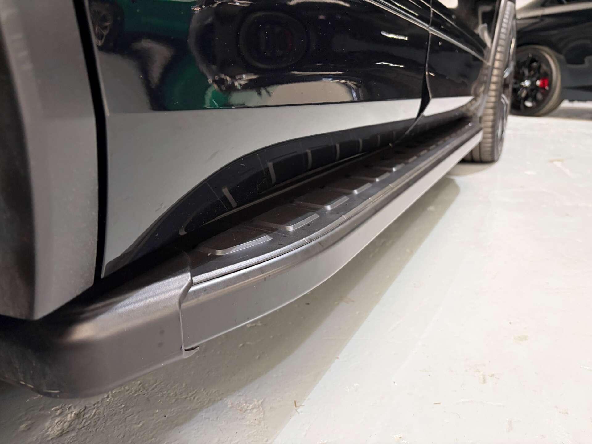 Volkswagen Tiguan view 17