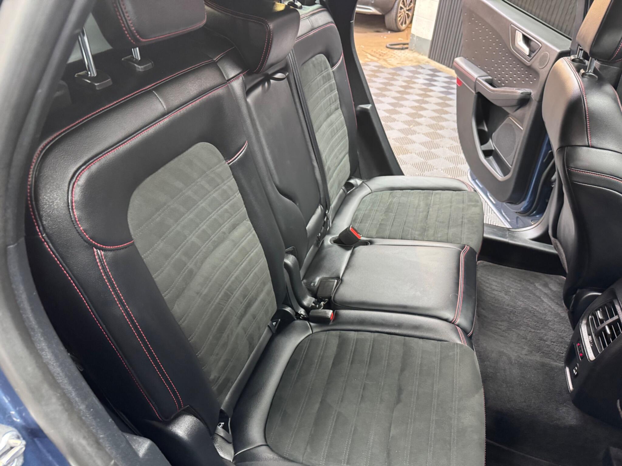 Ford Kuga view 9