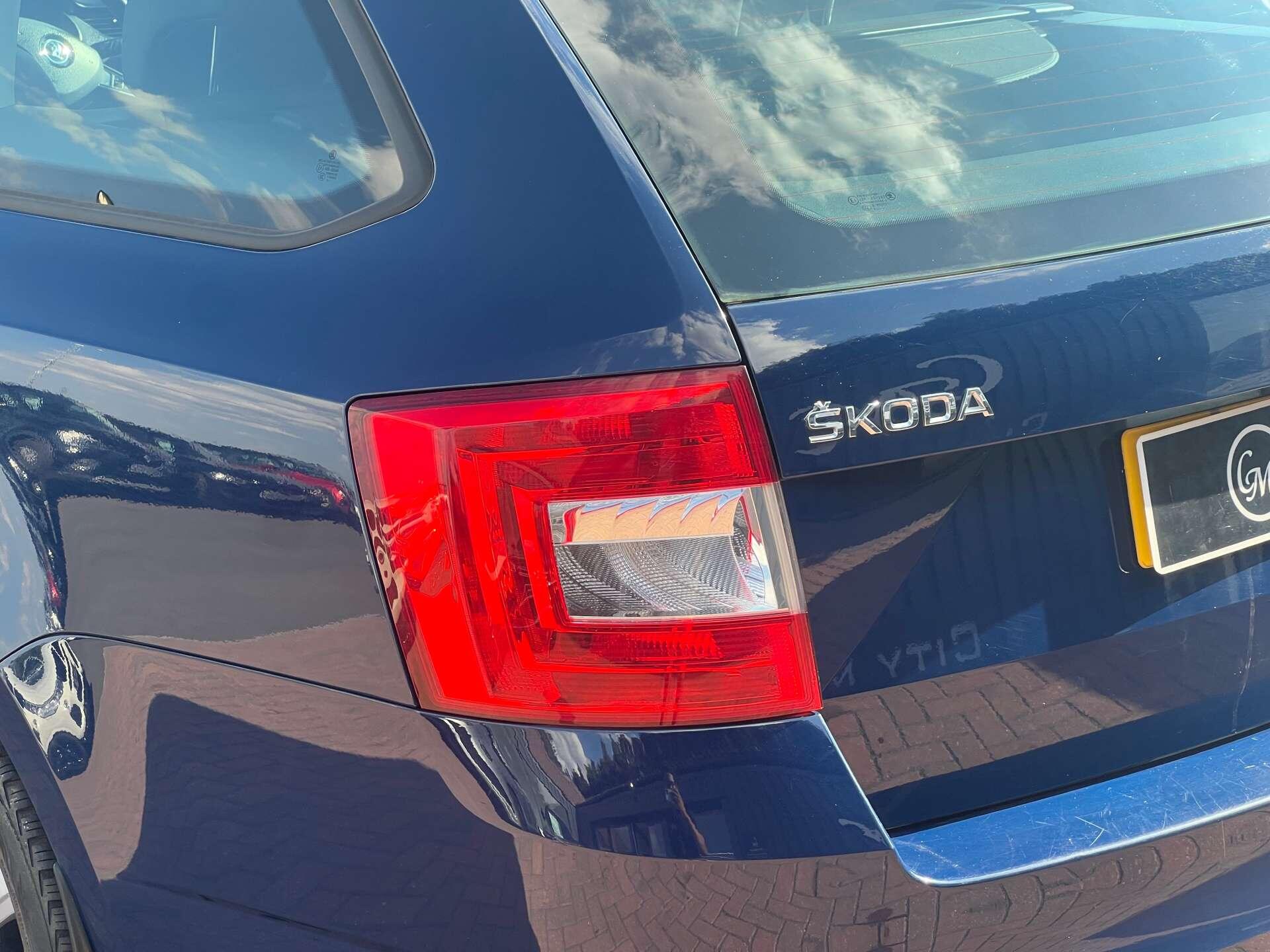 Skoda Octavia view 10