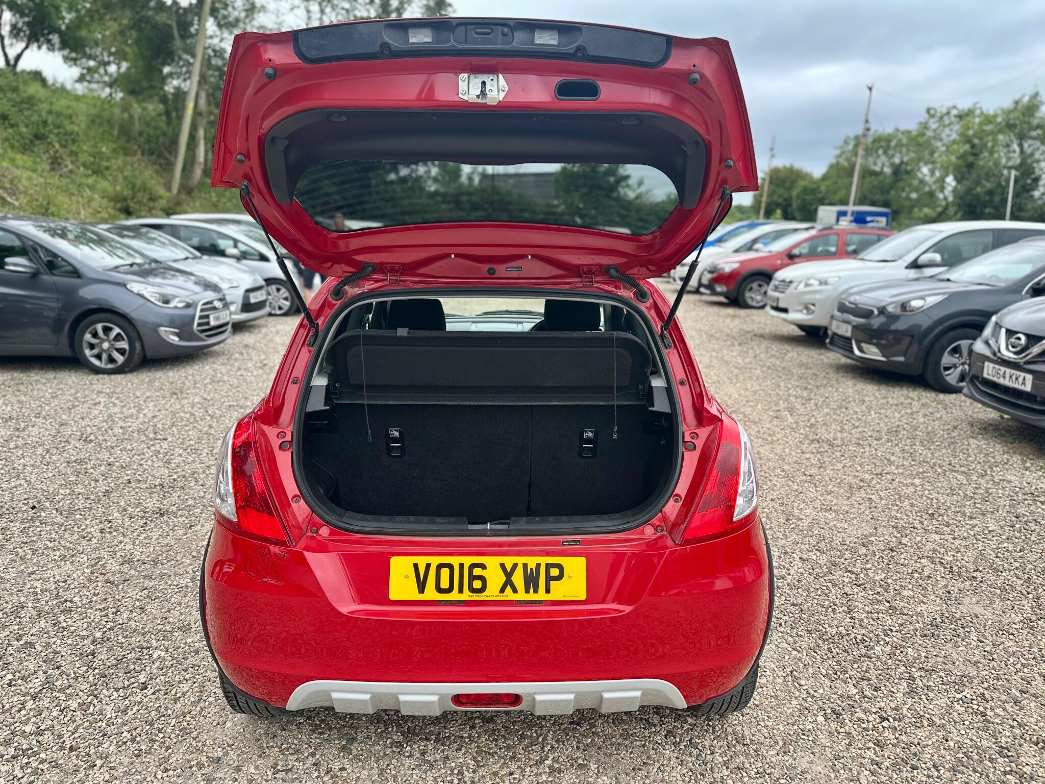 Suzuki Swift view 16