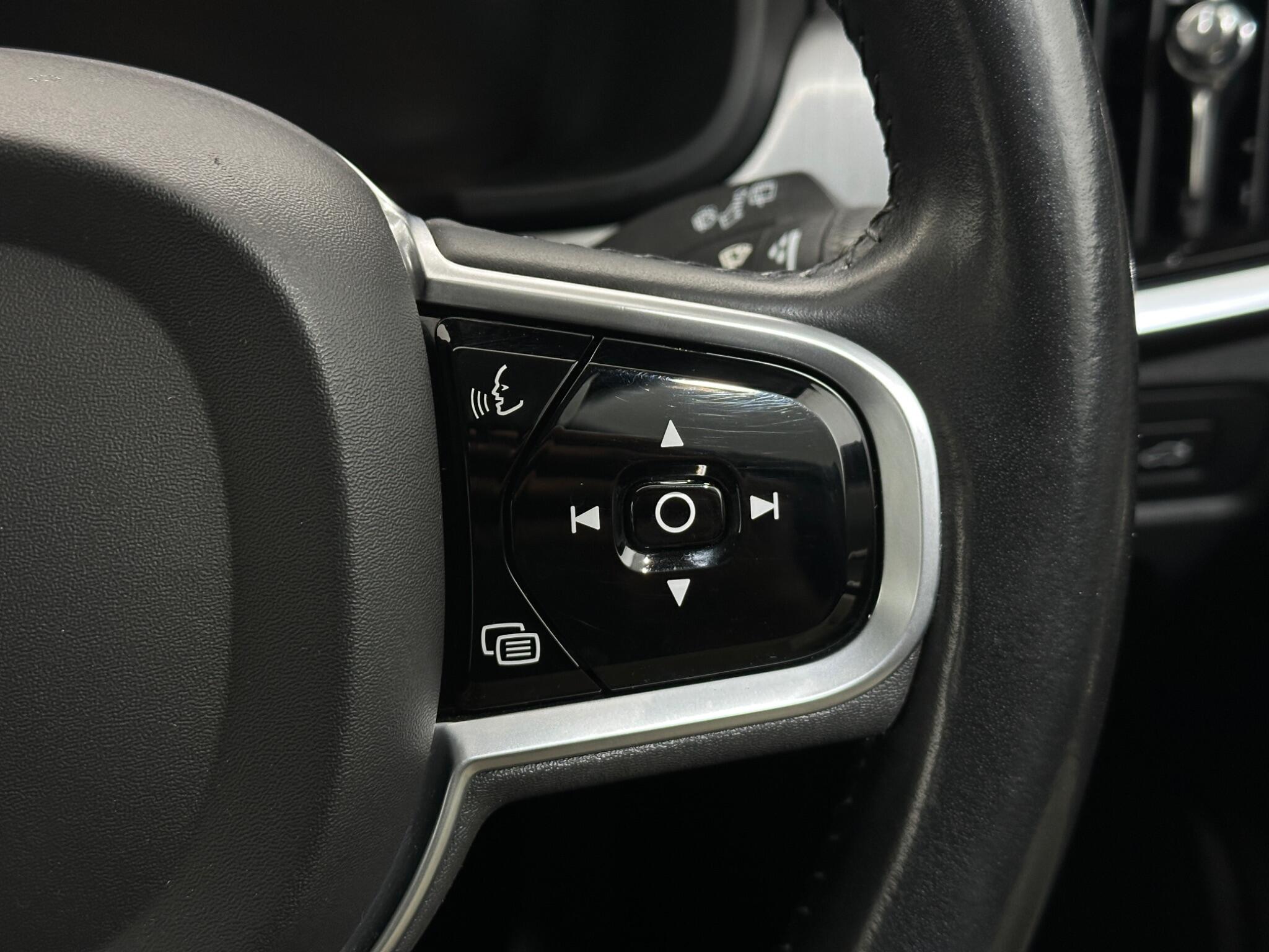 Volvo V90 view 16