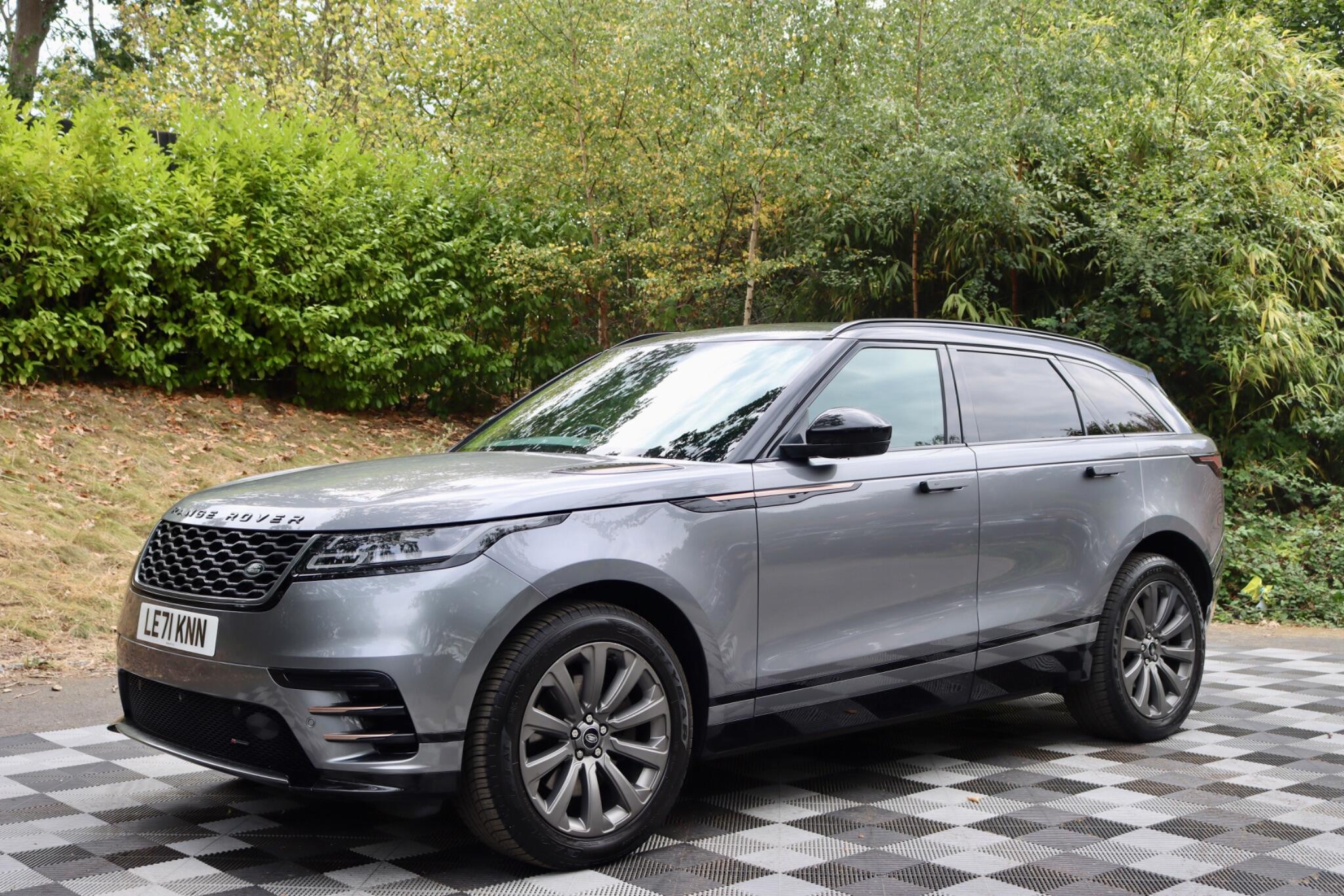 Land Rover Range Rover Velar view 16