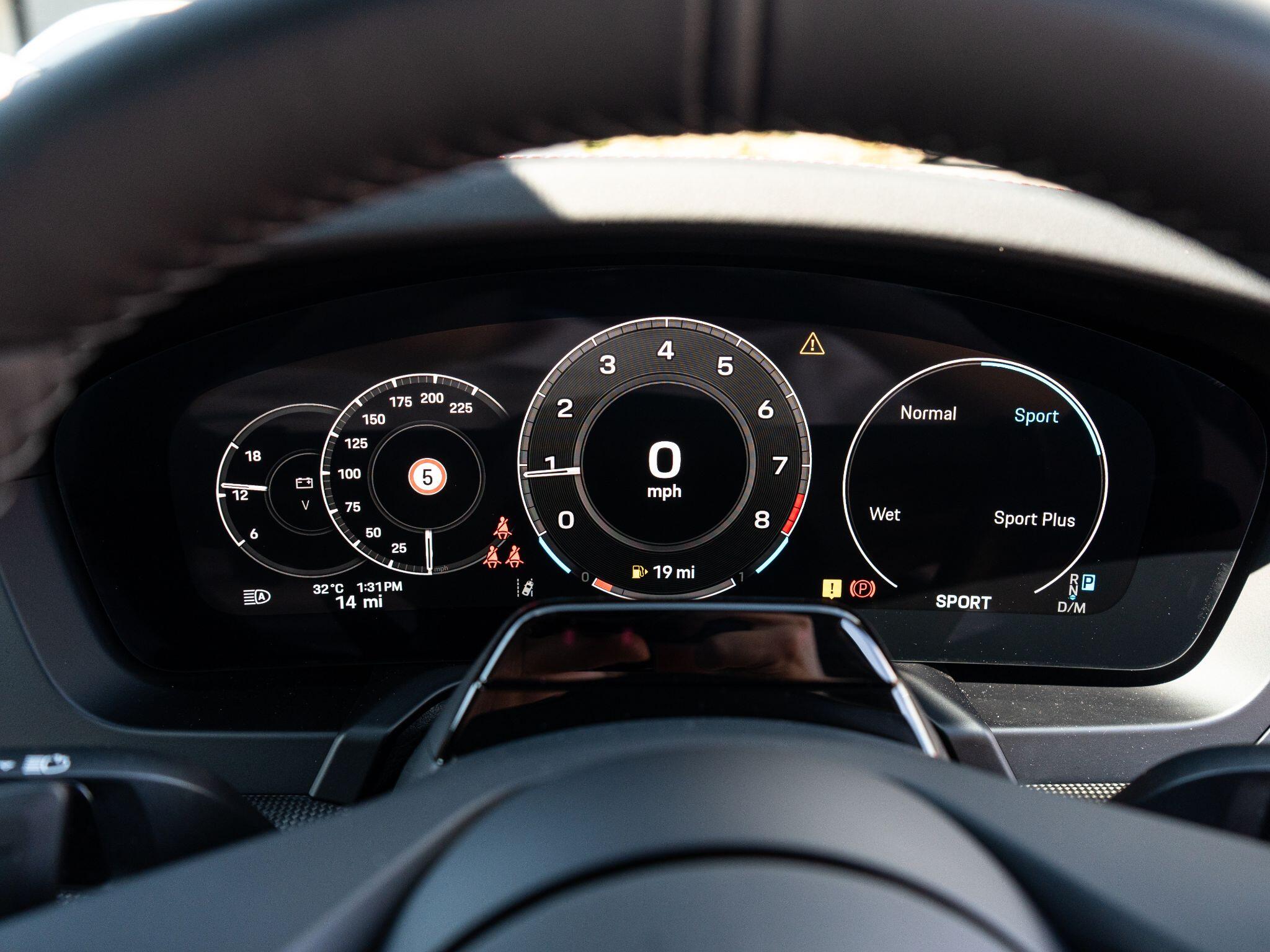 Porsche 911 view 42