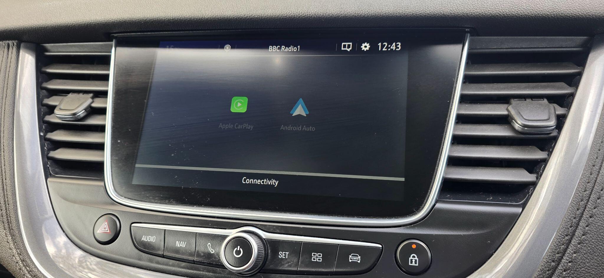 Vauxhall Grandland X view 16