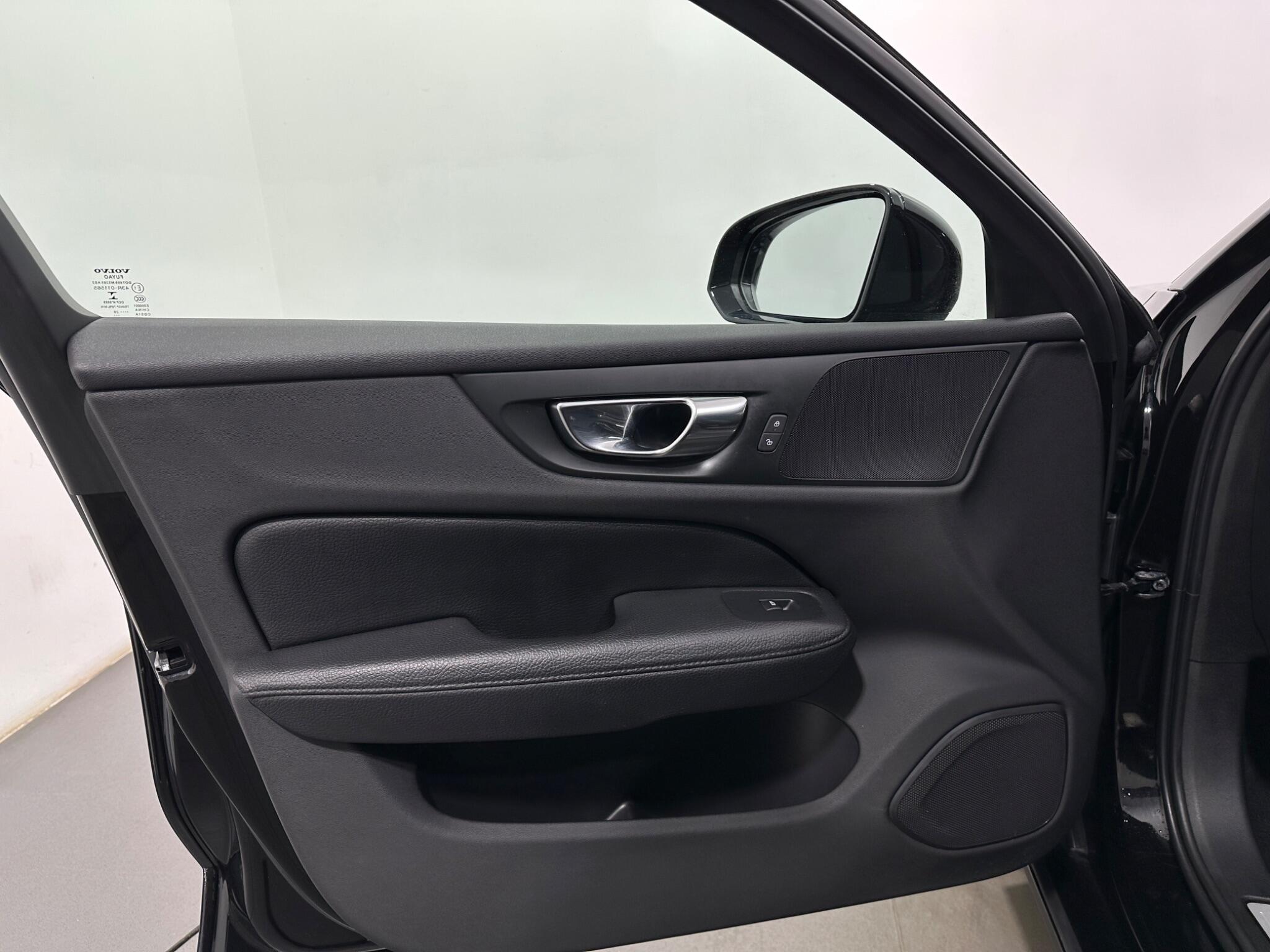 Volvo V60 view 37