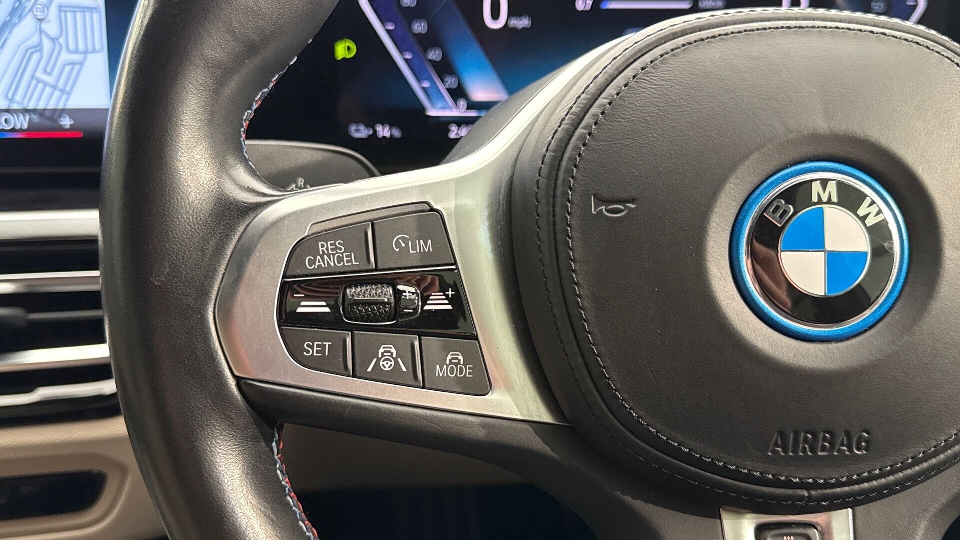 BMW I4 view 17