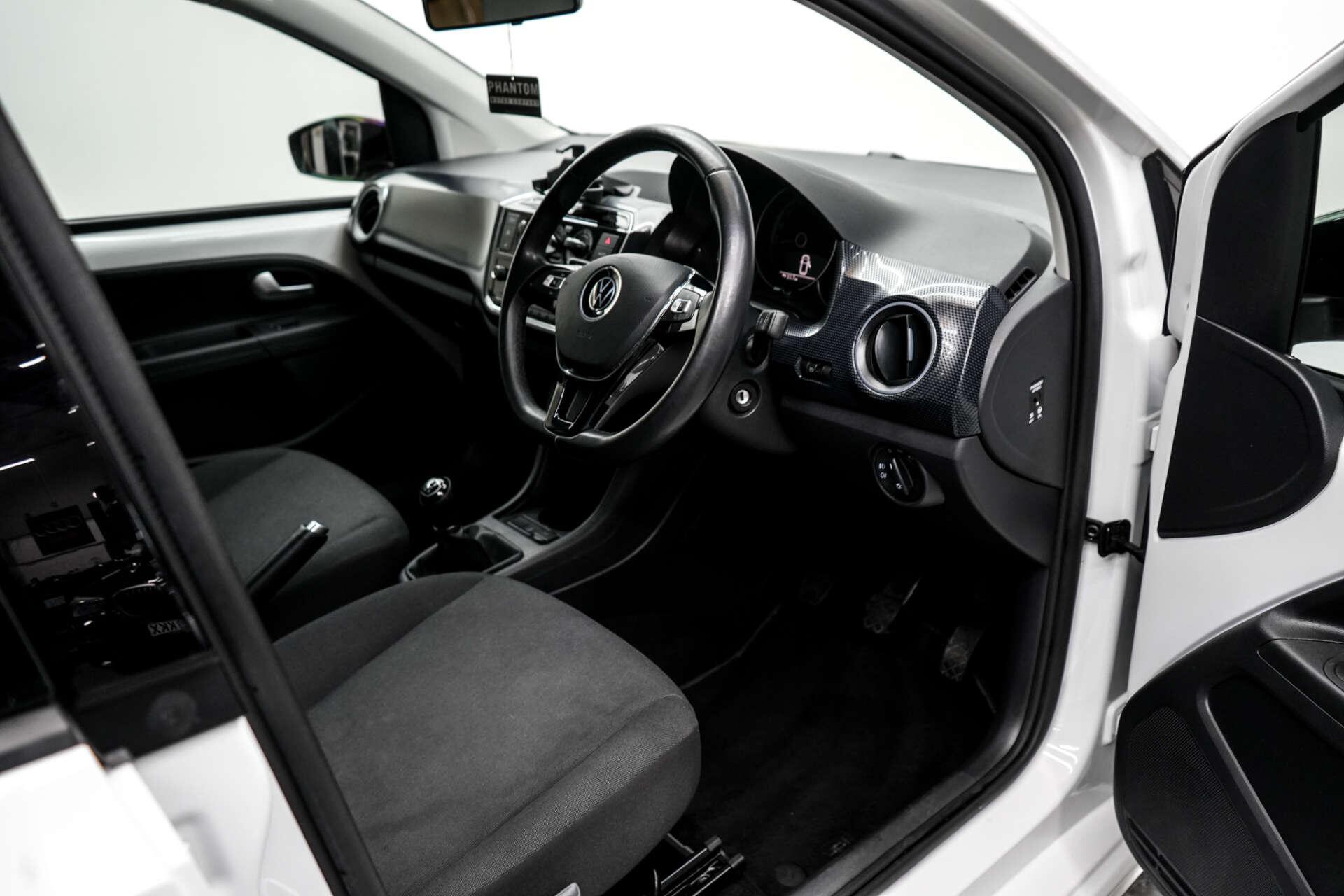 Volkswagen Up! view 11