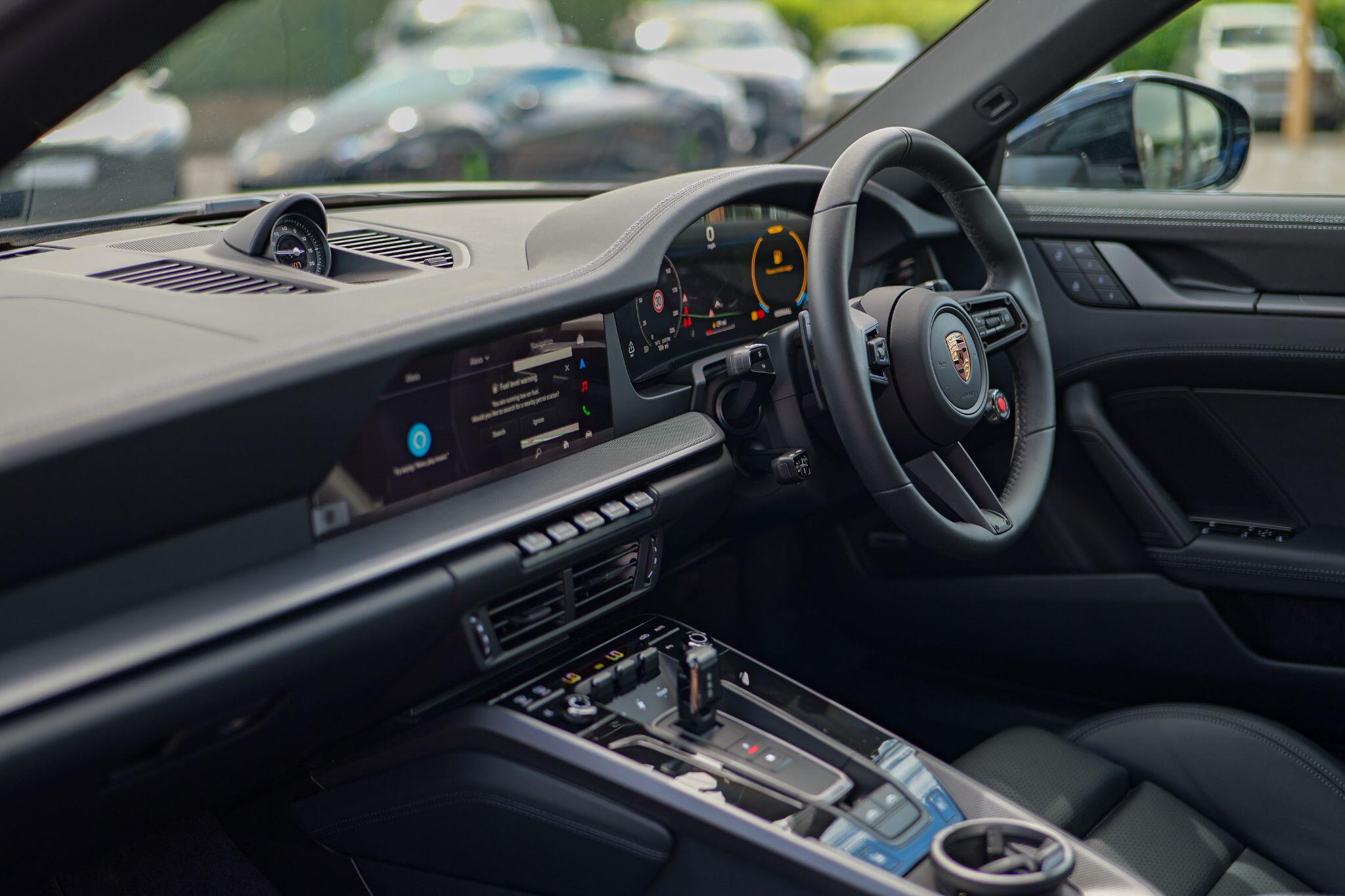 Porsche 911 view 22