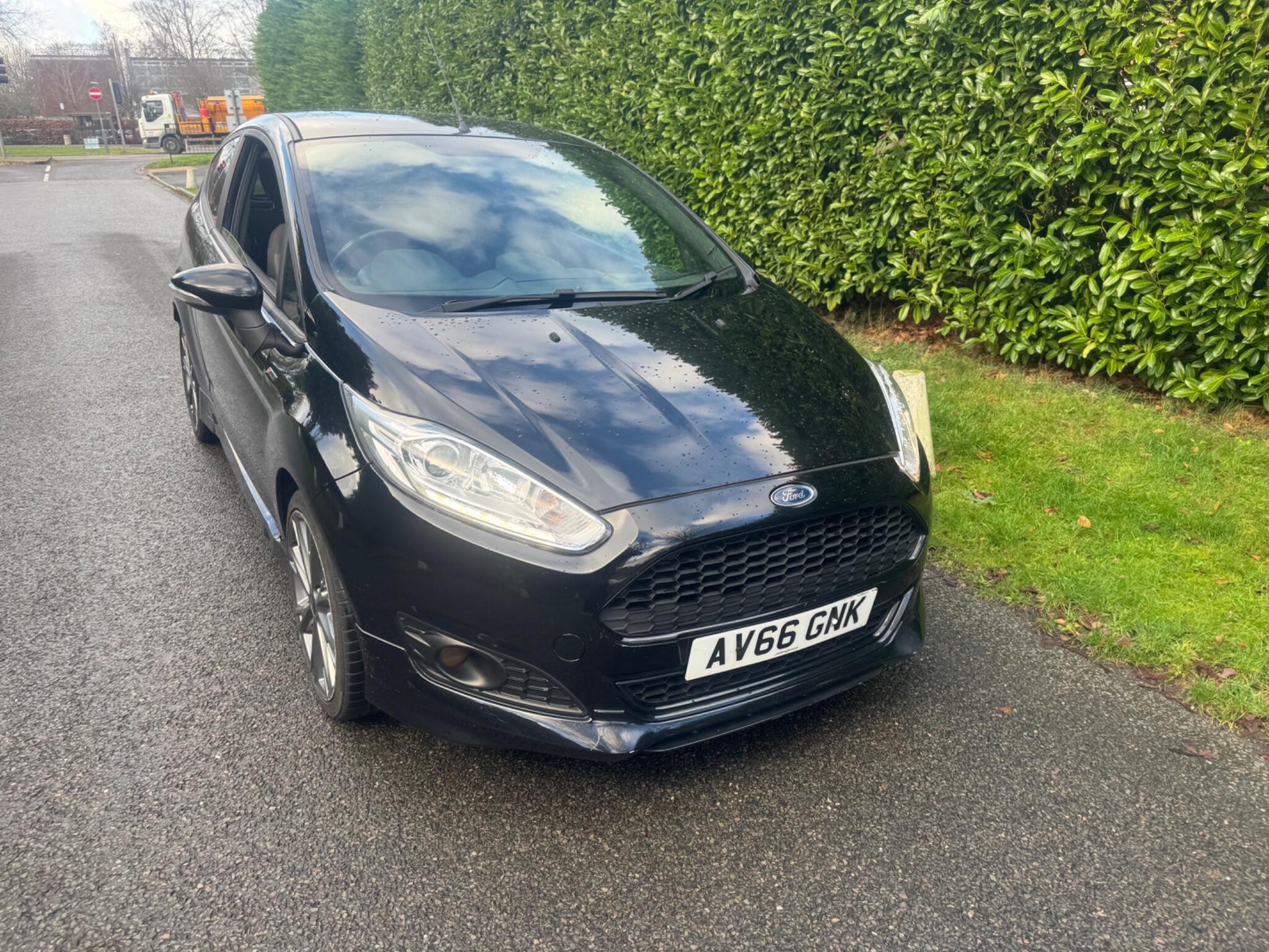 2016 Ford Fiesta image 5