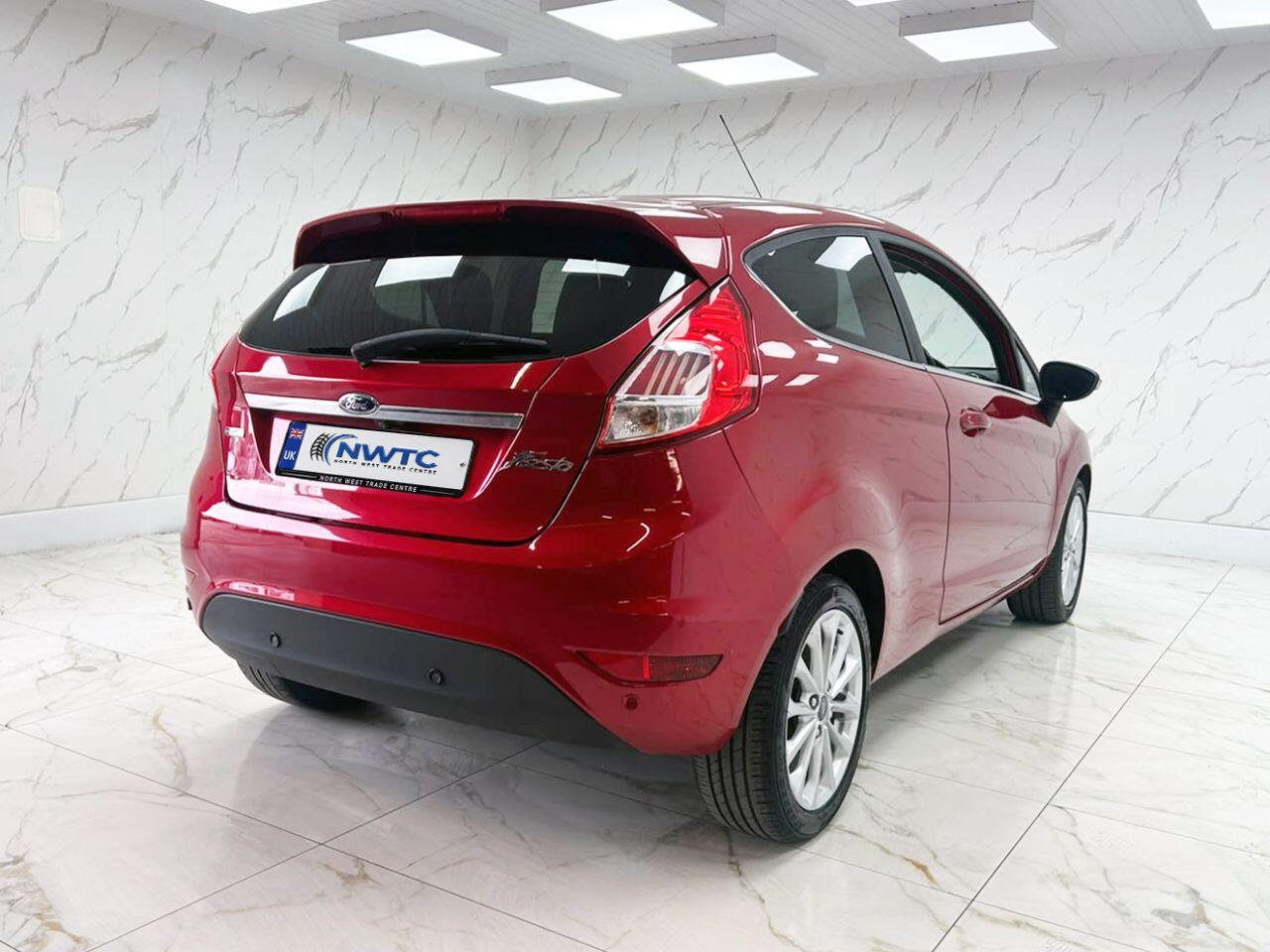 Ford Fiesta view 9