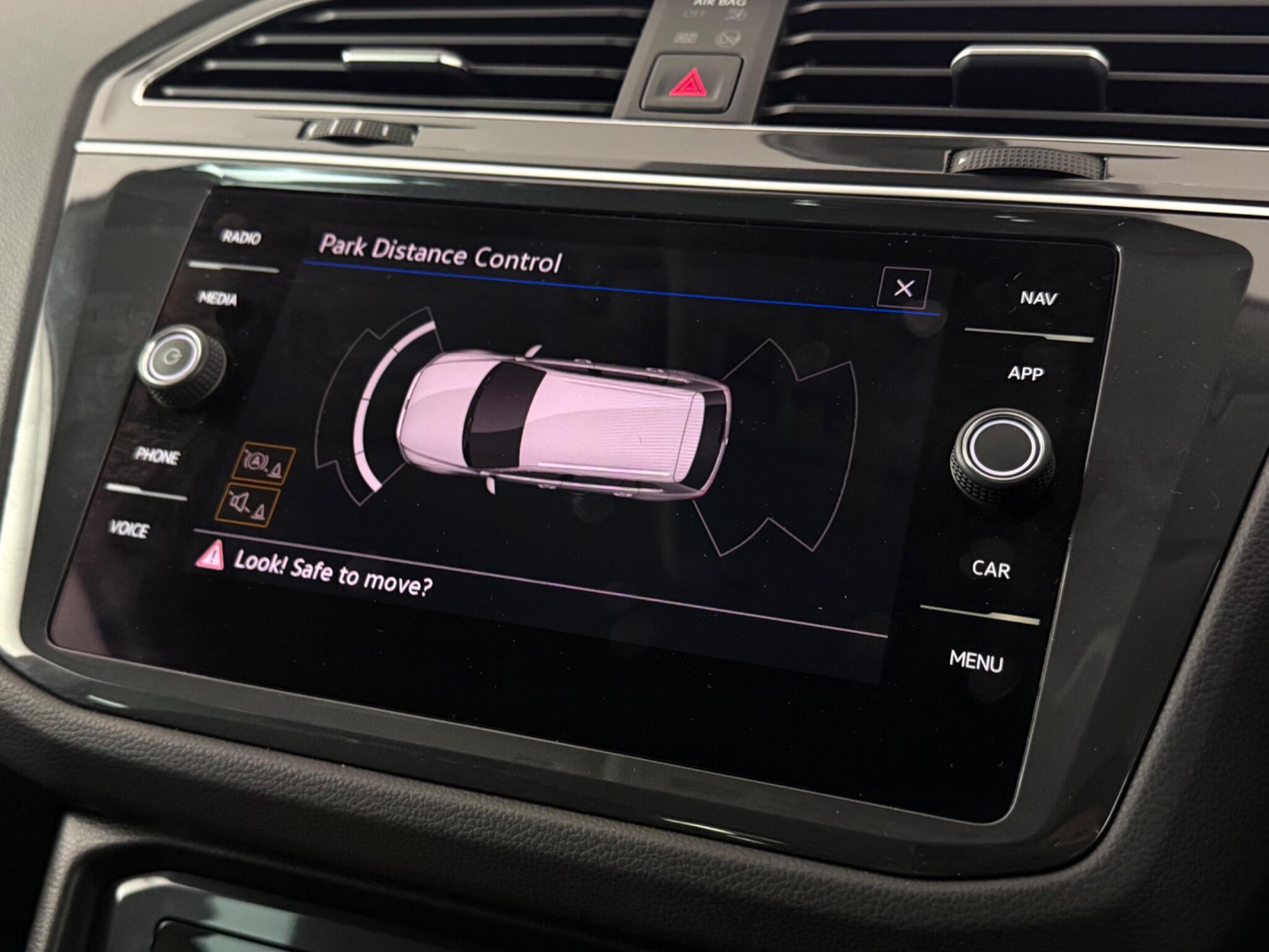 Volkswagen Tiguan view 29