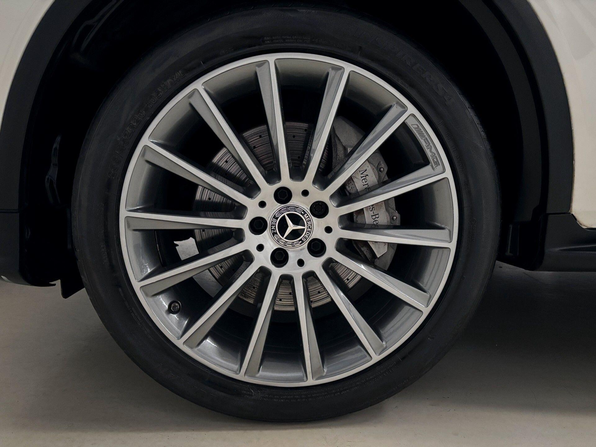 Mercedes-Benz GLC view 34