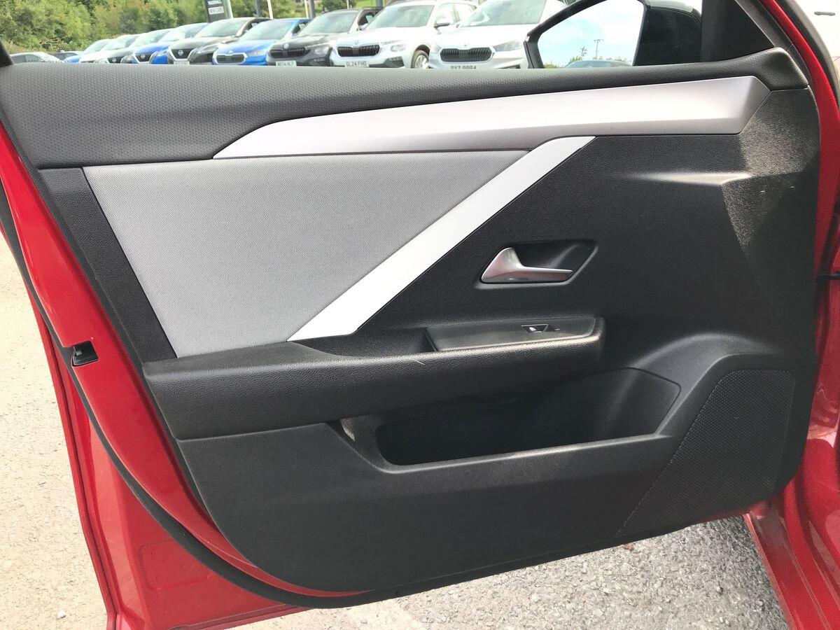 Vauxhall Astra view 18