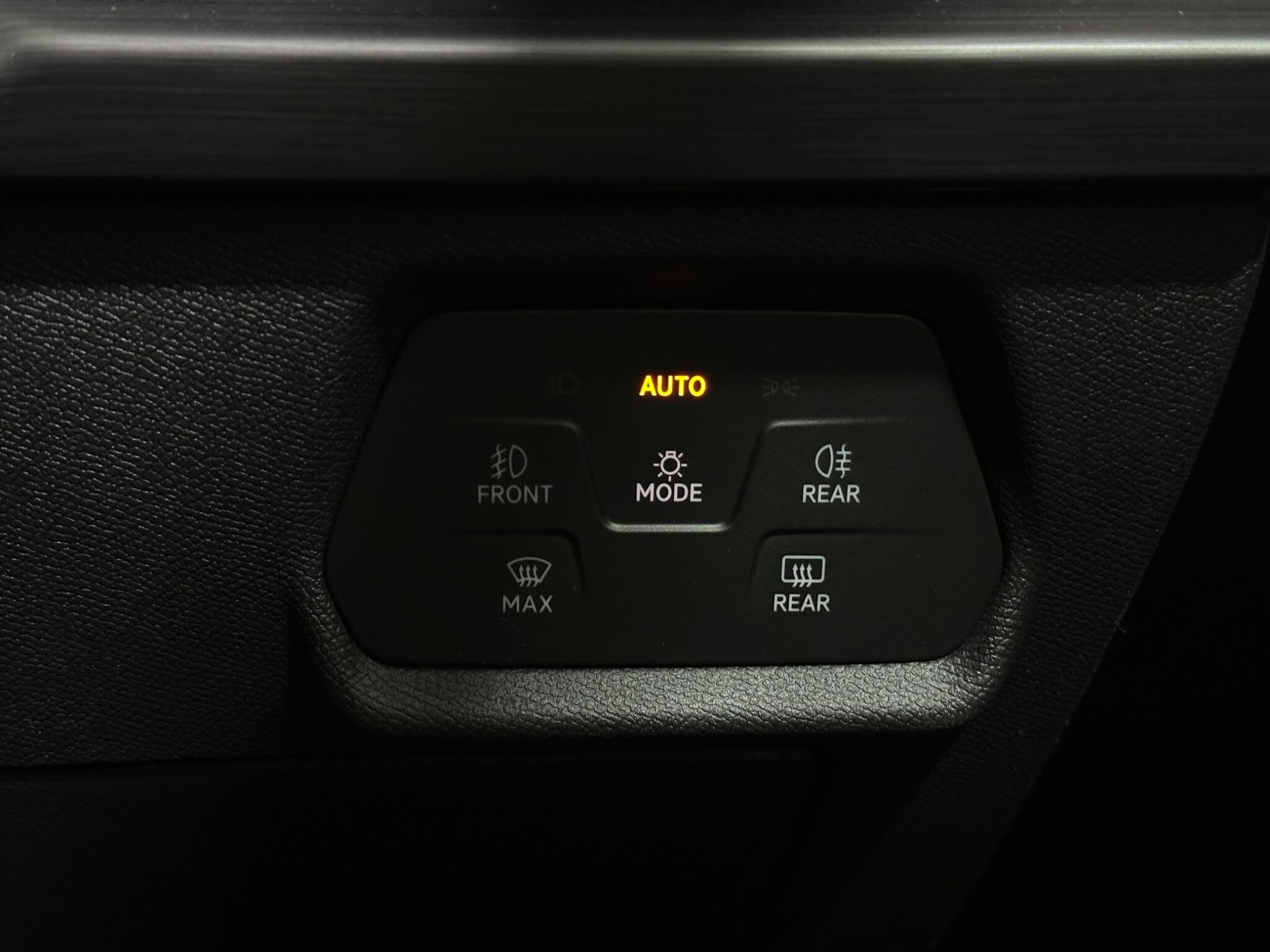 Cupra Leon view 18