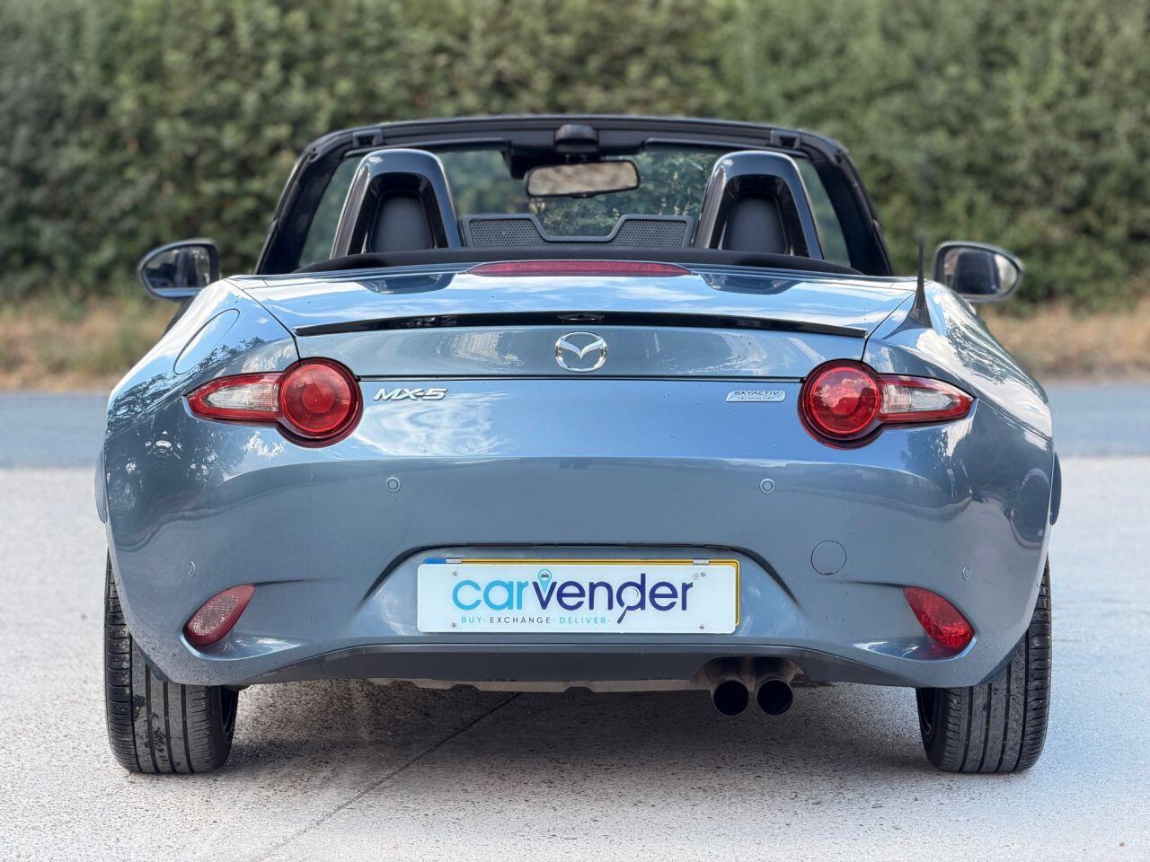 Mazda MX-5 view 9