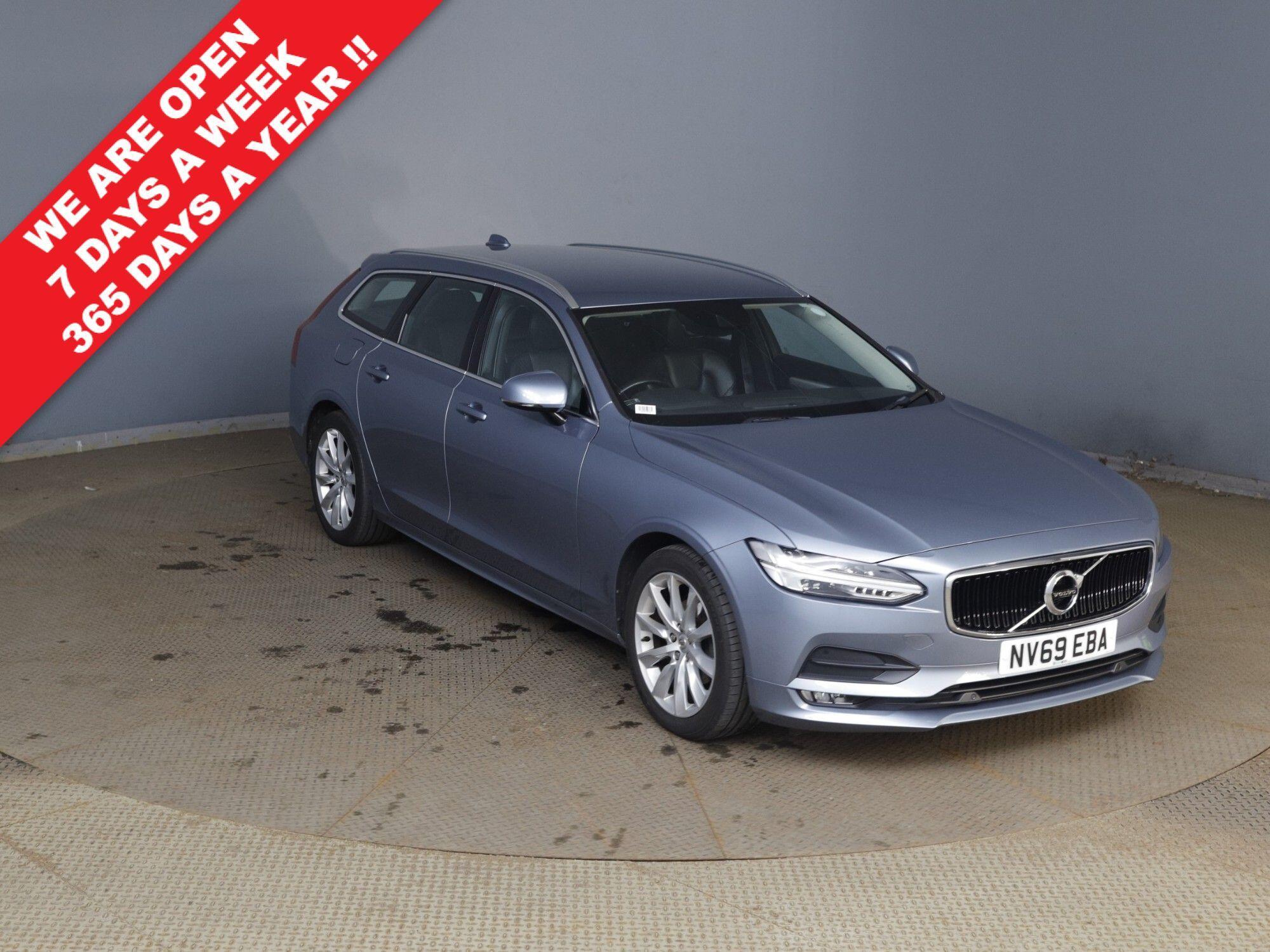 Volvo V90 view 3