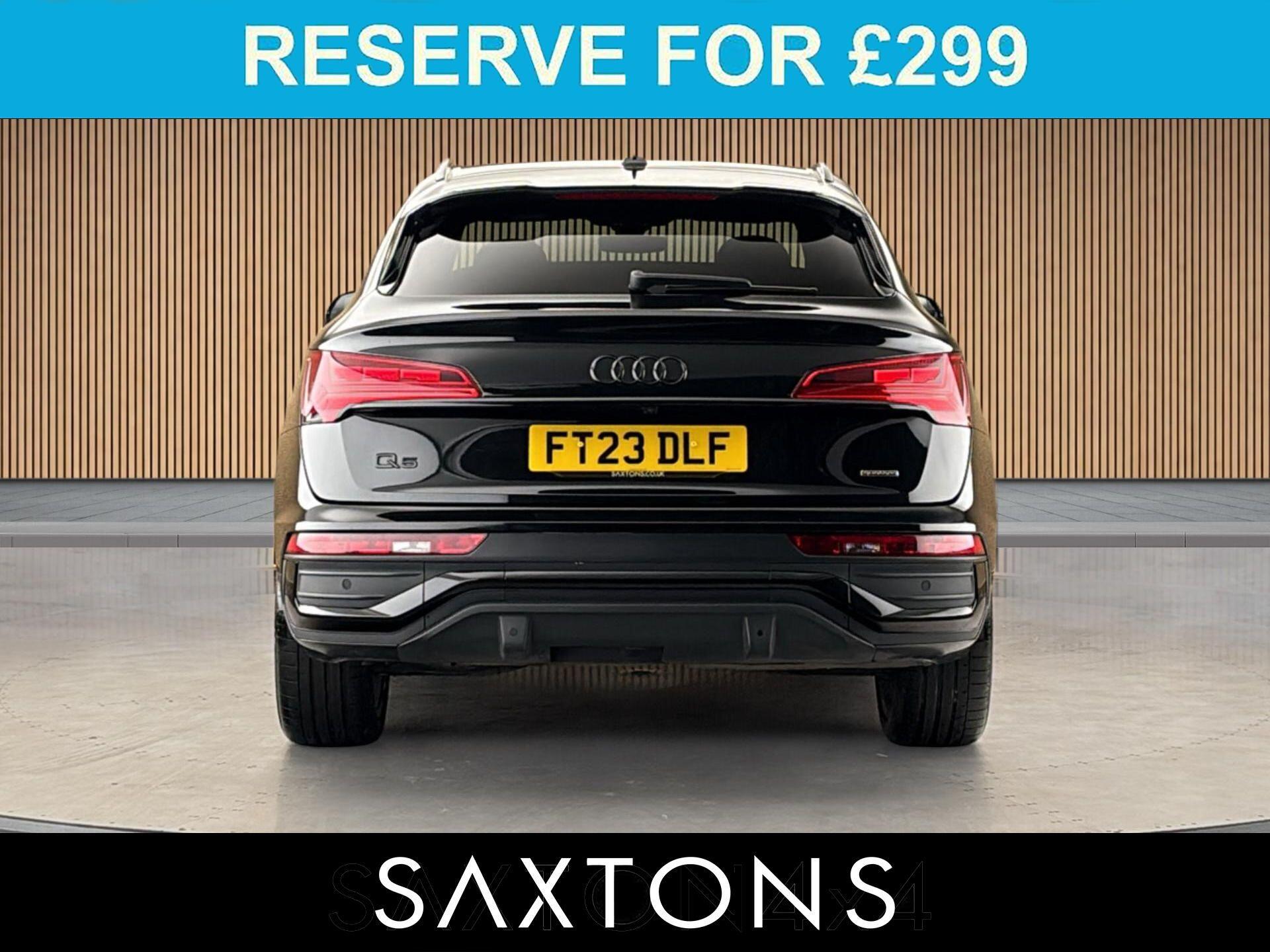 Audi Q5 view 4