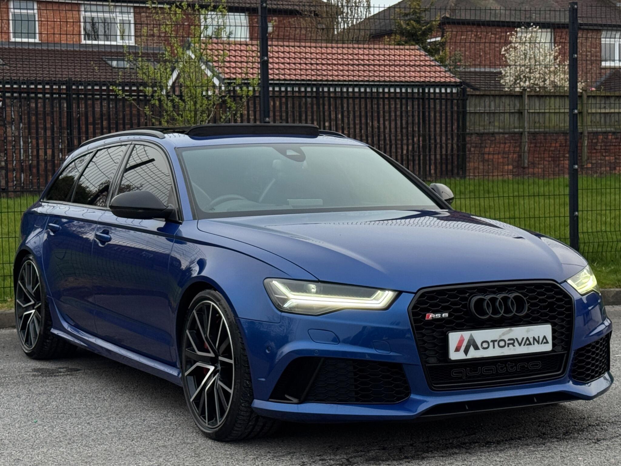 Audi RS6 view 8