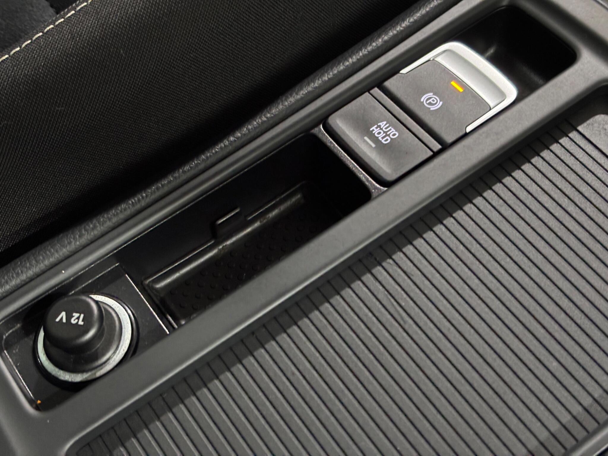 Volkswagen Golf view 33