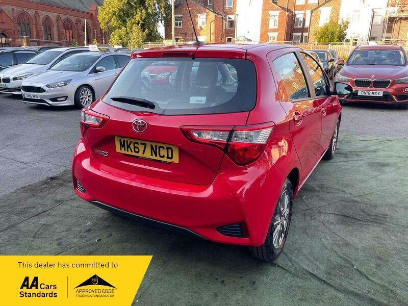 2017 Toyota Yaris 1.5 VVT-i Icon Euro 6 5dr • 37,180 miles image 12