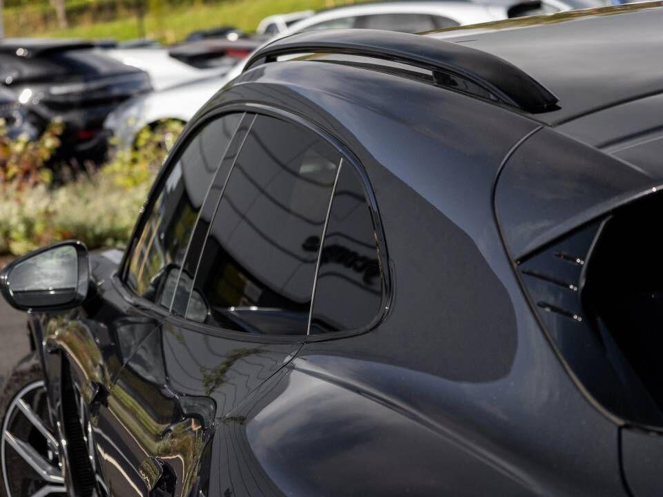 Porsche Taycan view 48
