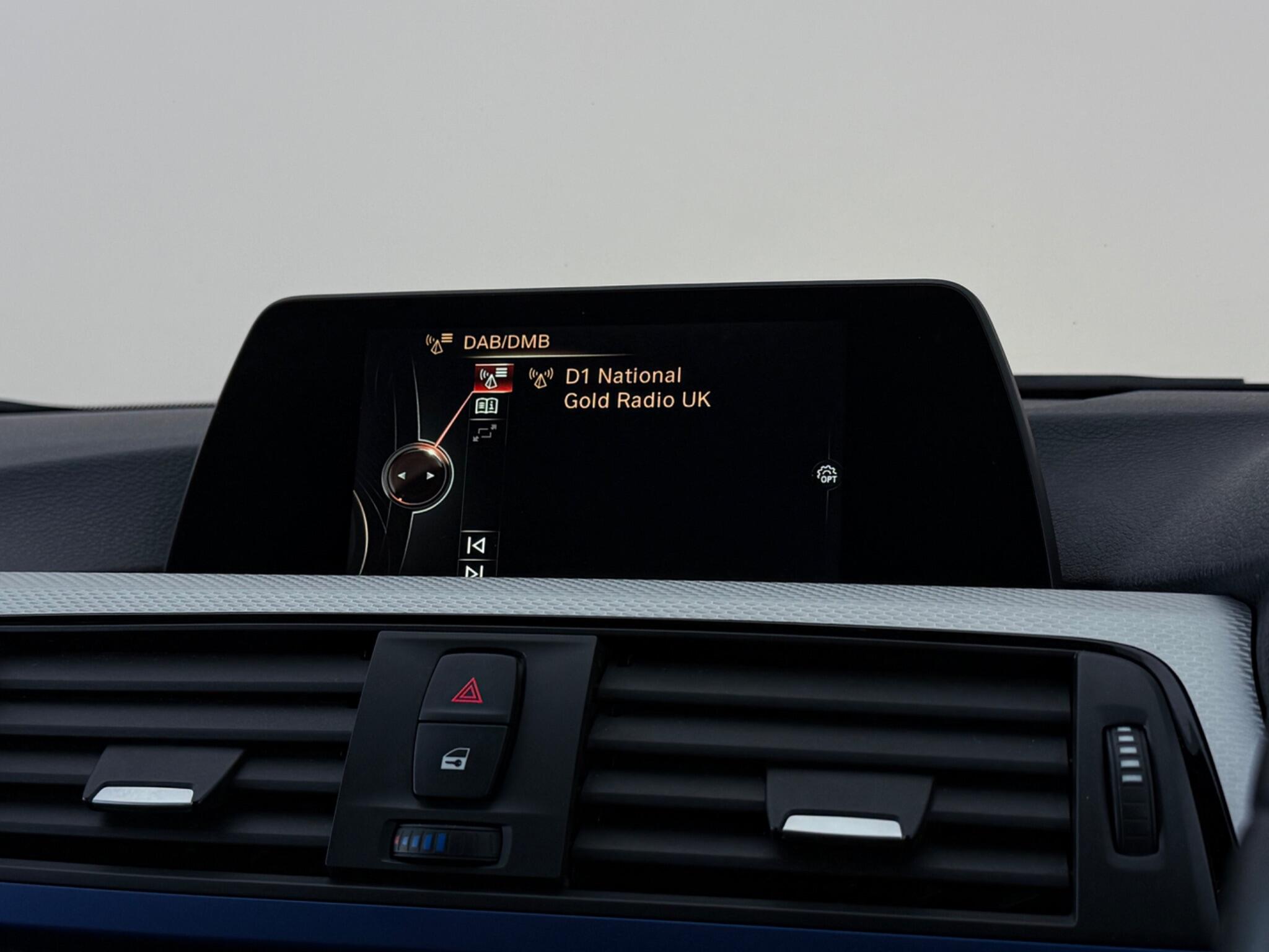 BMW 3 Series view 23