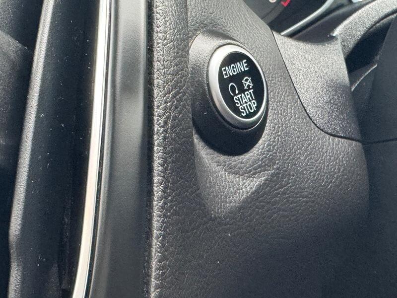 Ford Focus view 35