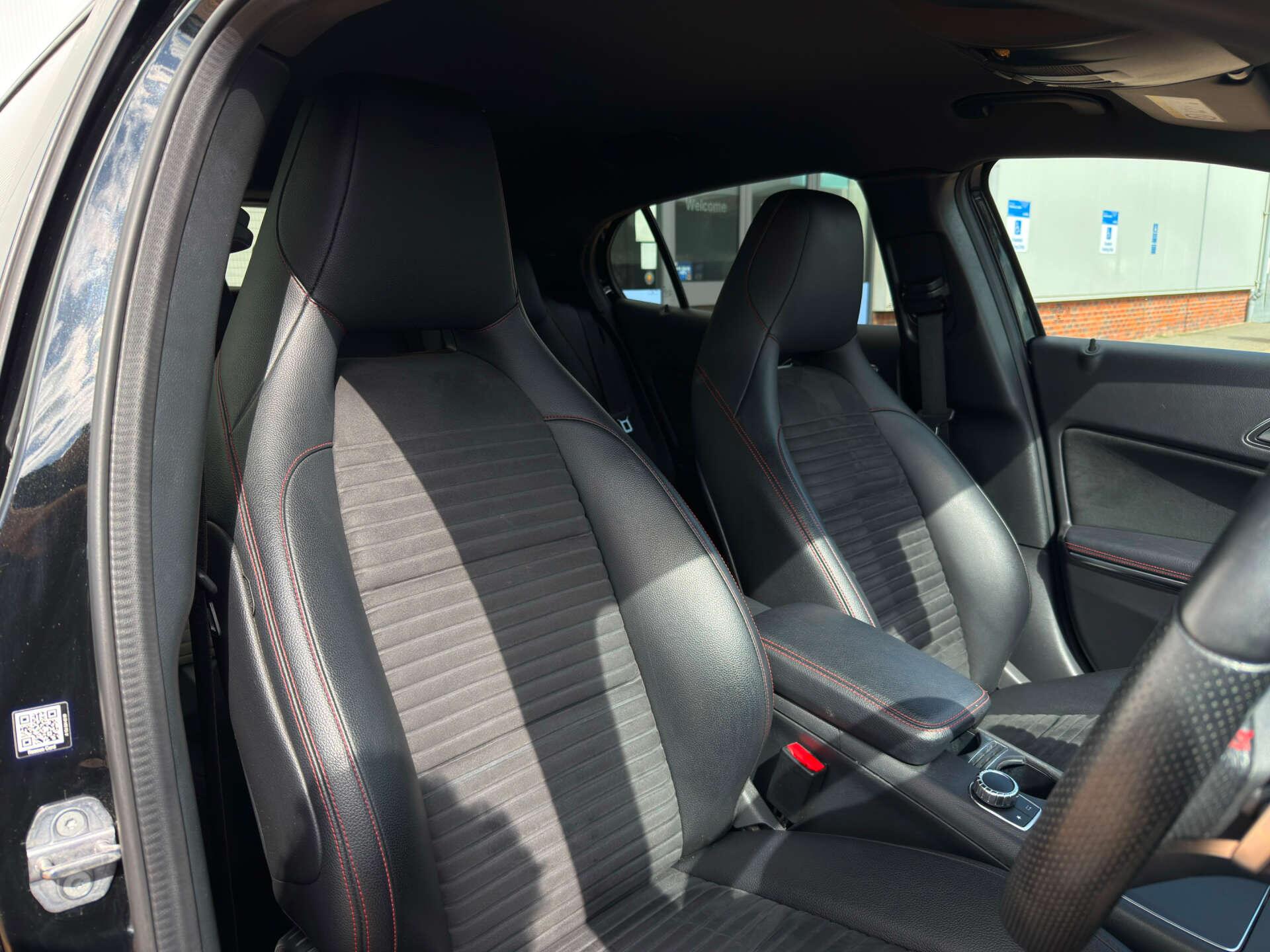 Mercedes-Benz Gla view 18