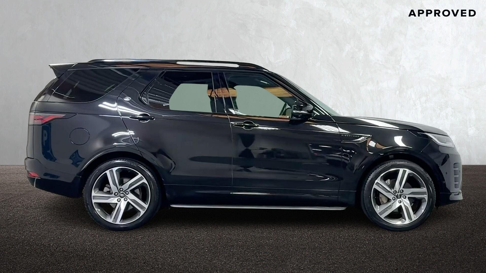 Land Rover Discovery view 5