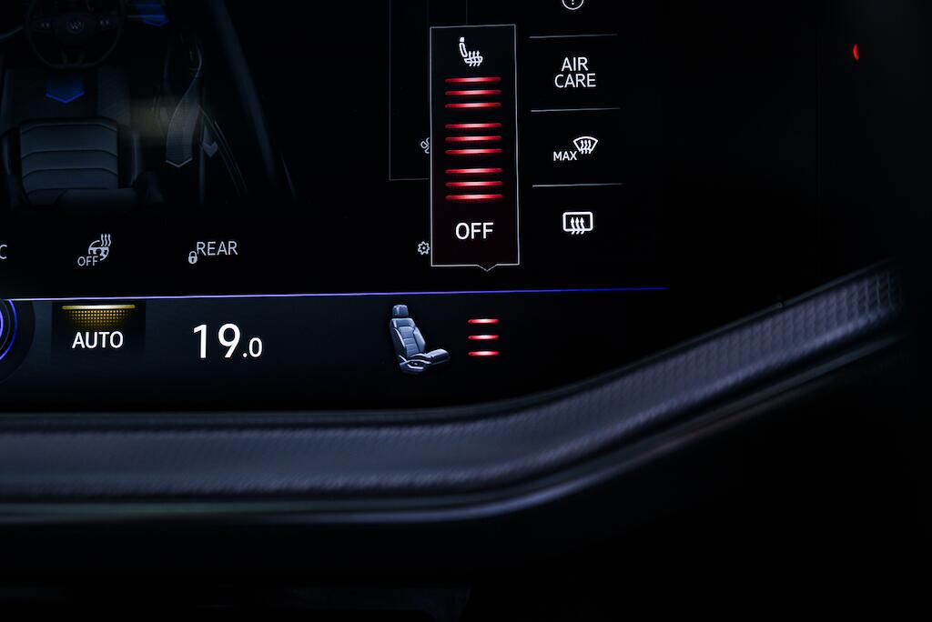 Volkswagen Touareg view 23