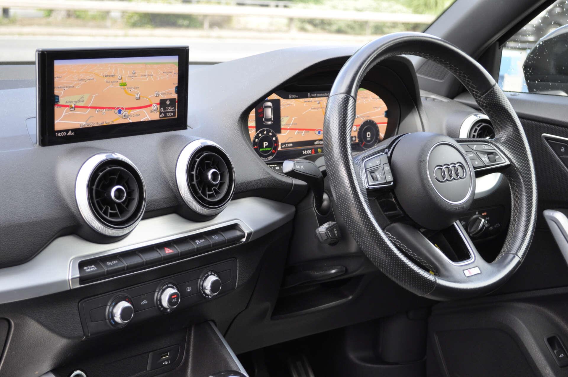 Audi Q2 view 12