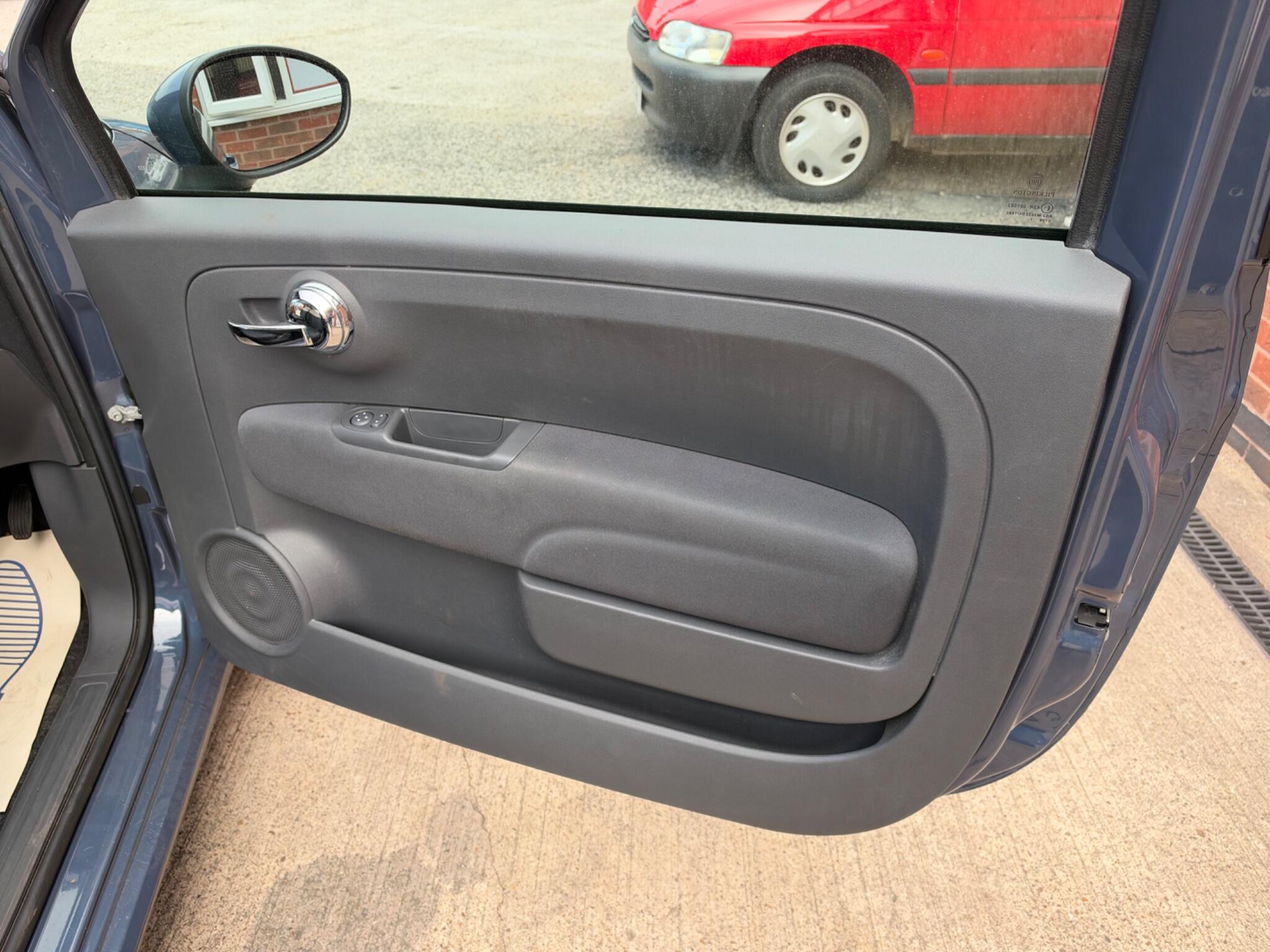 Fiat 500 view 16