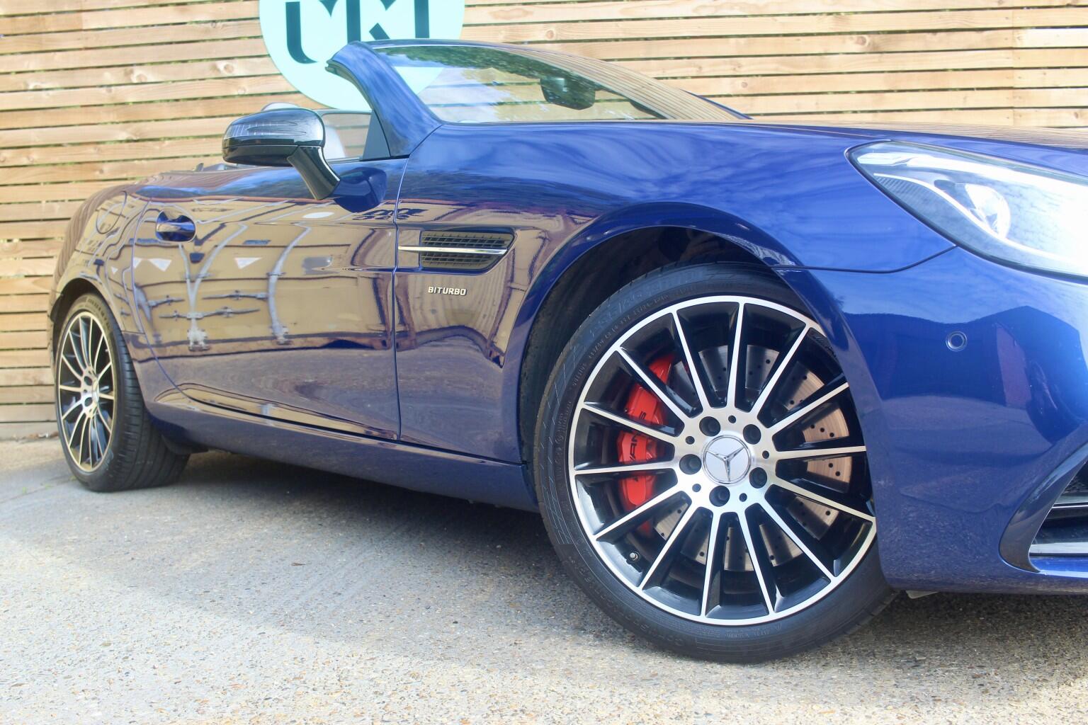 Mercedes-Benz SLC view 34