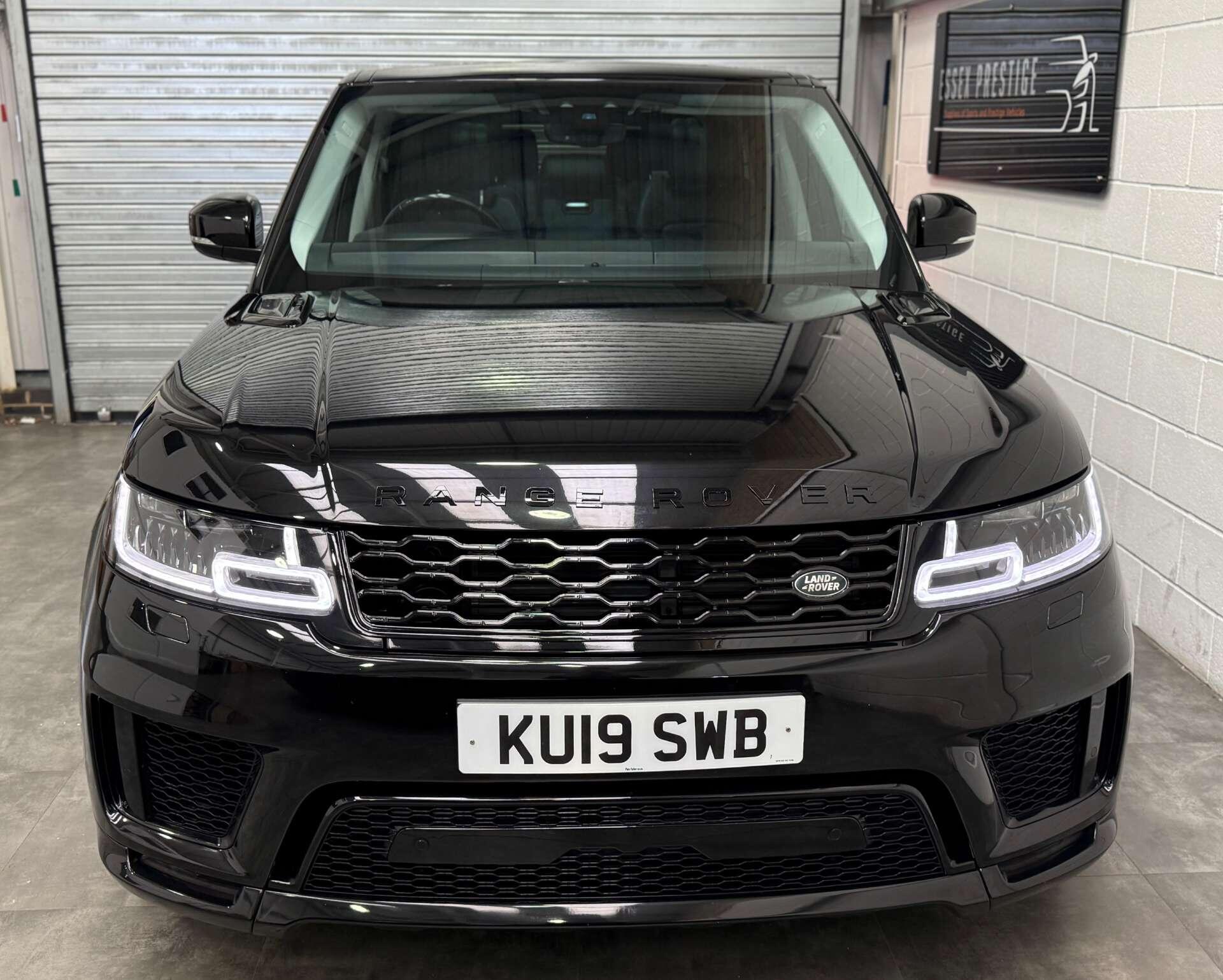 Land Rover Range Rover Sport view 2