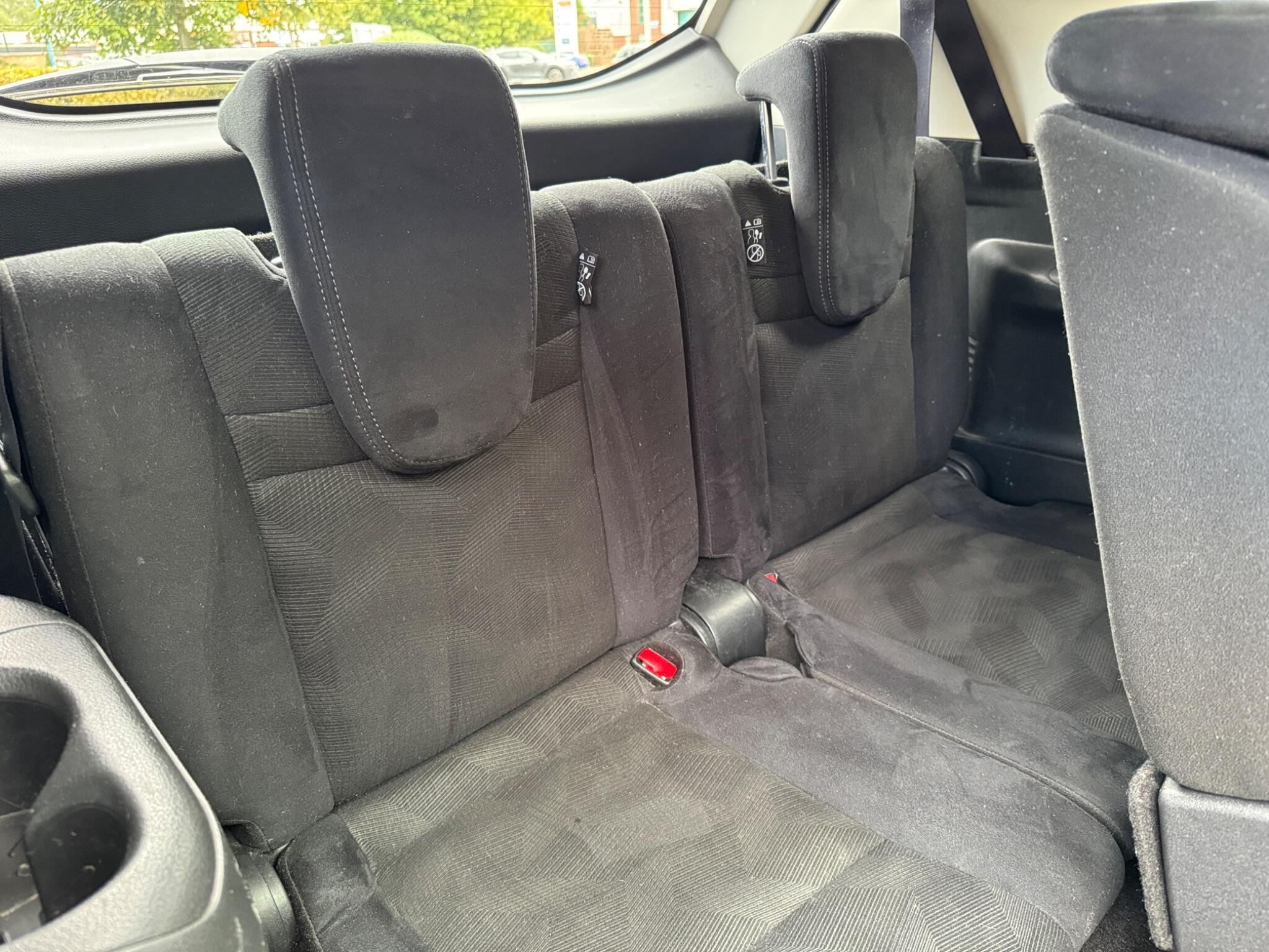 Nissan X-Trail view 29