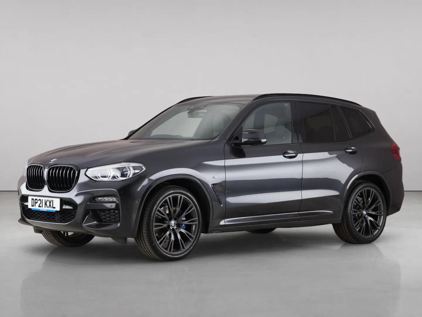 BMW X3 view 2
