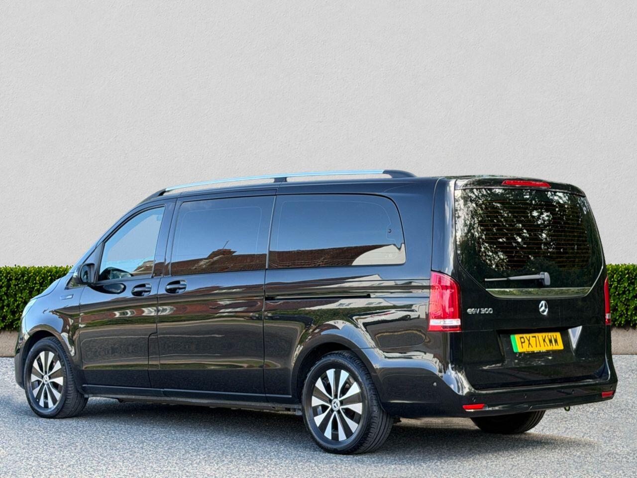 Mercedes-Benz EQV view 5
