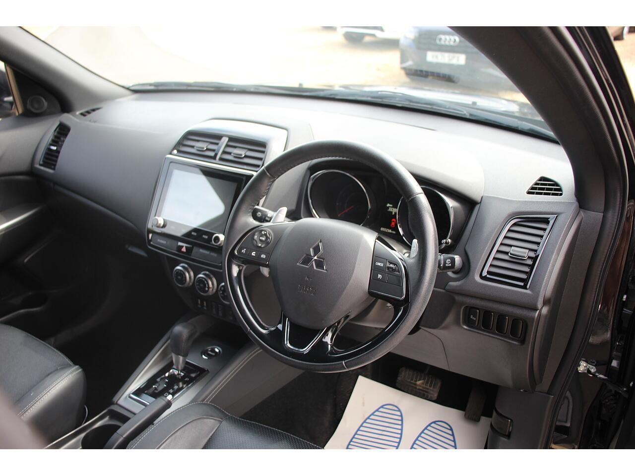 Mitsubishi Asx view 13