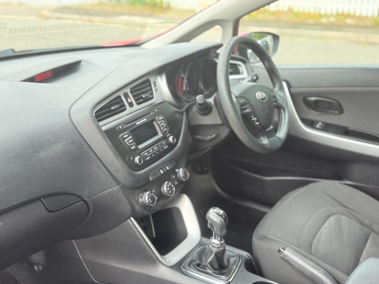 Kia Ceed view 13
