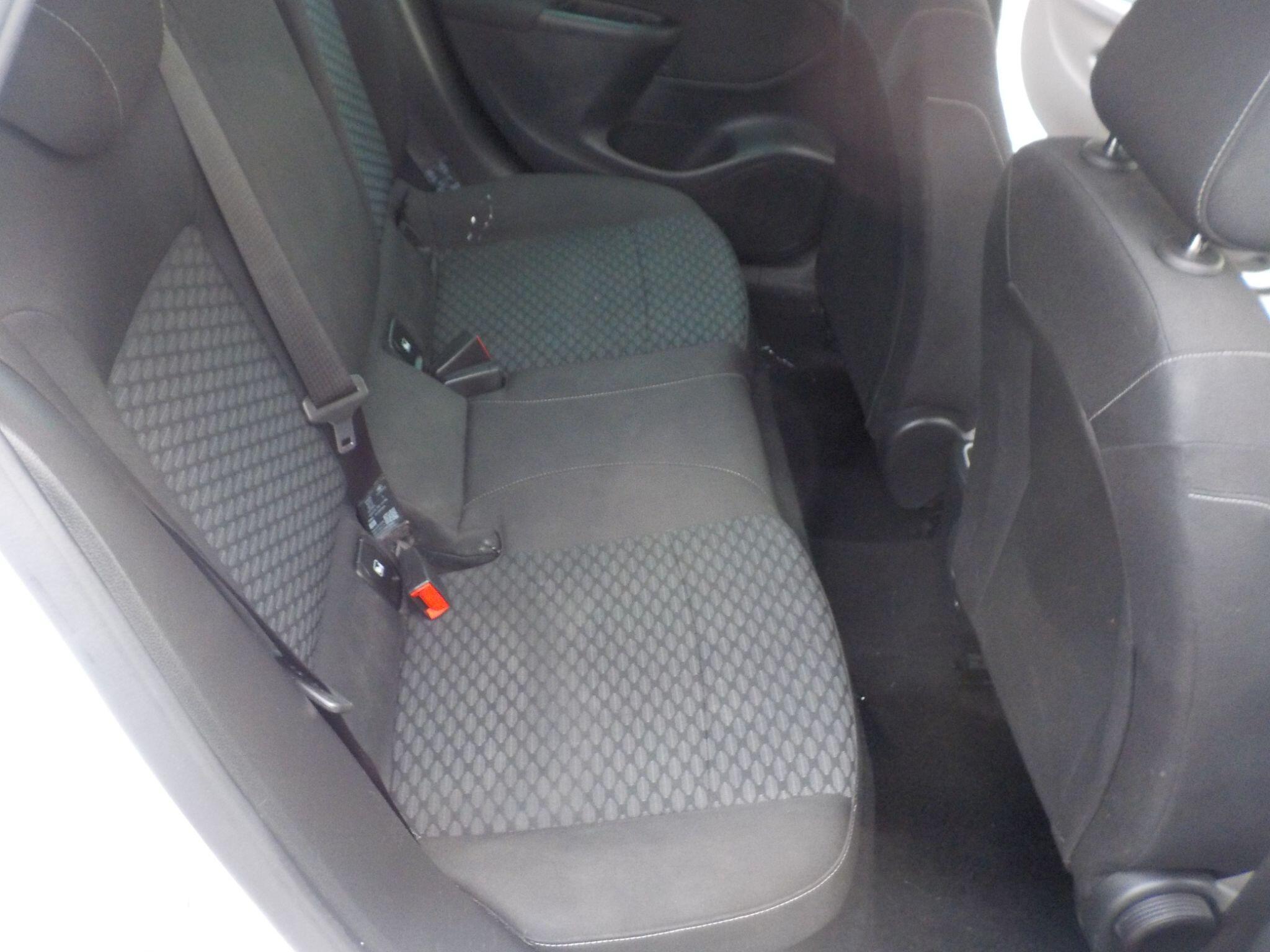 Vauxhall Astra 1.5 Turbo D SE Sports Tourer Euro 6 (s/s) 5dr