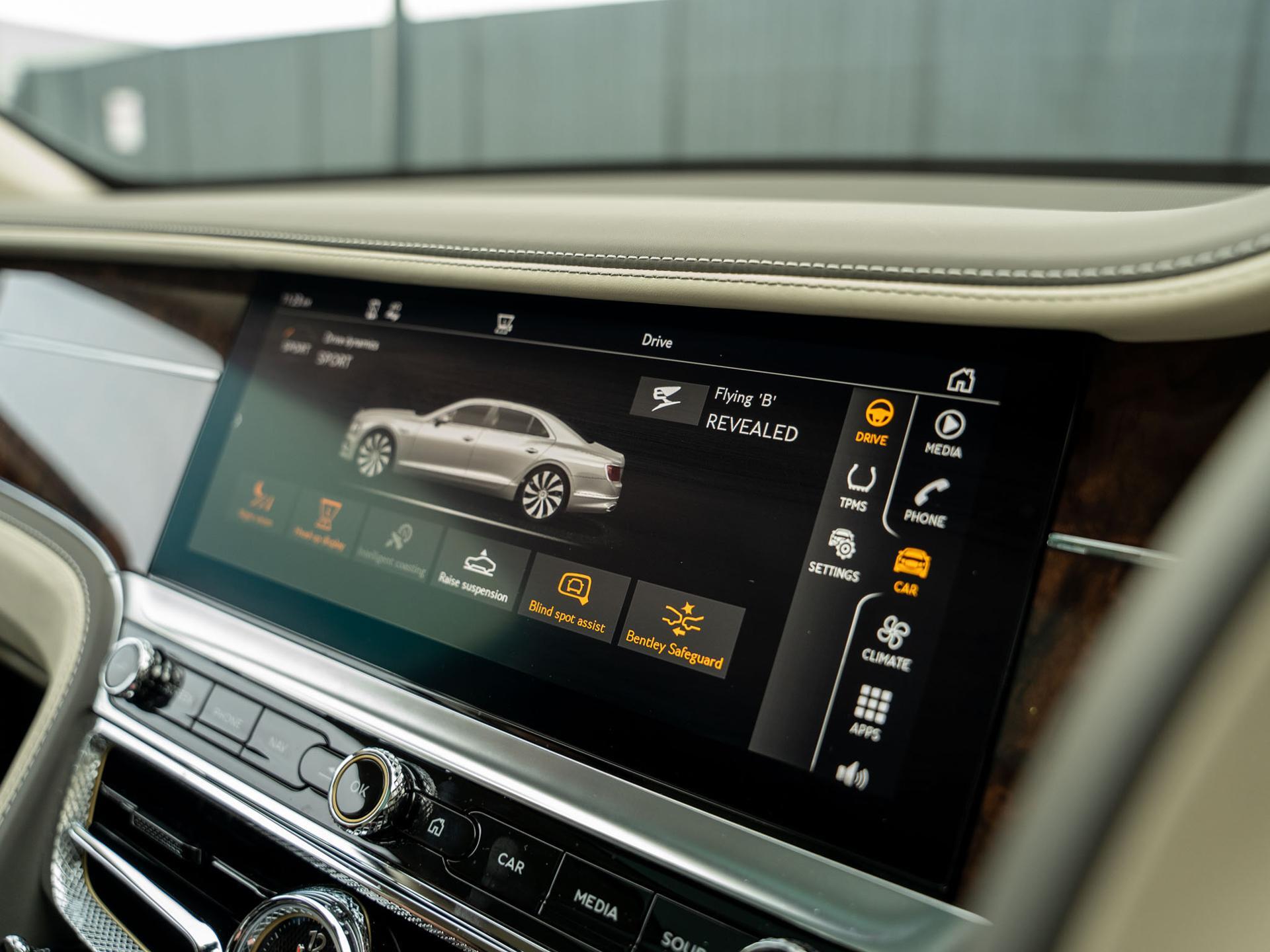 Bentley Flying Spur view 10