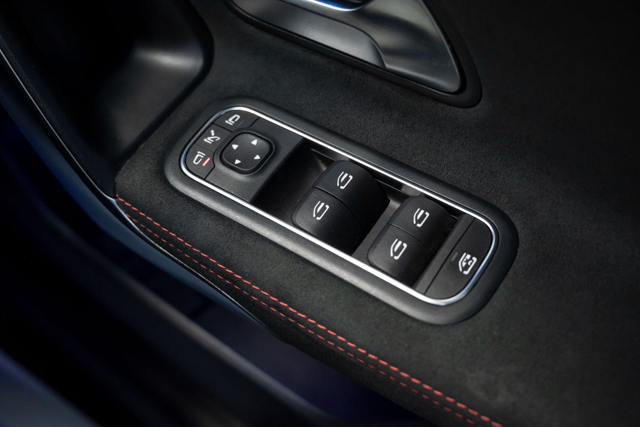 Mercedes-Benz A-Class view 35