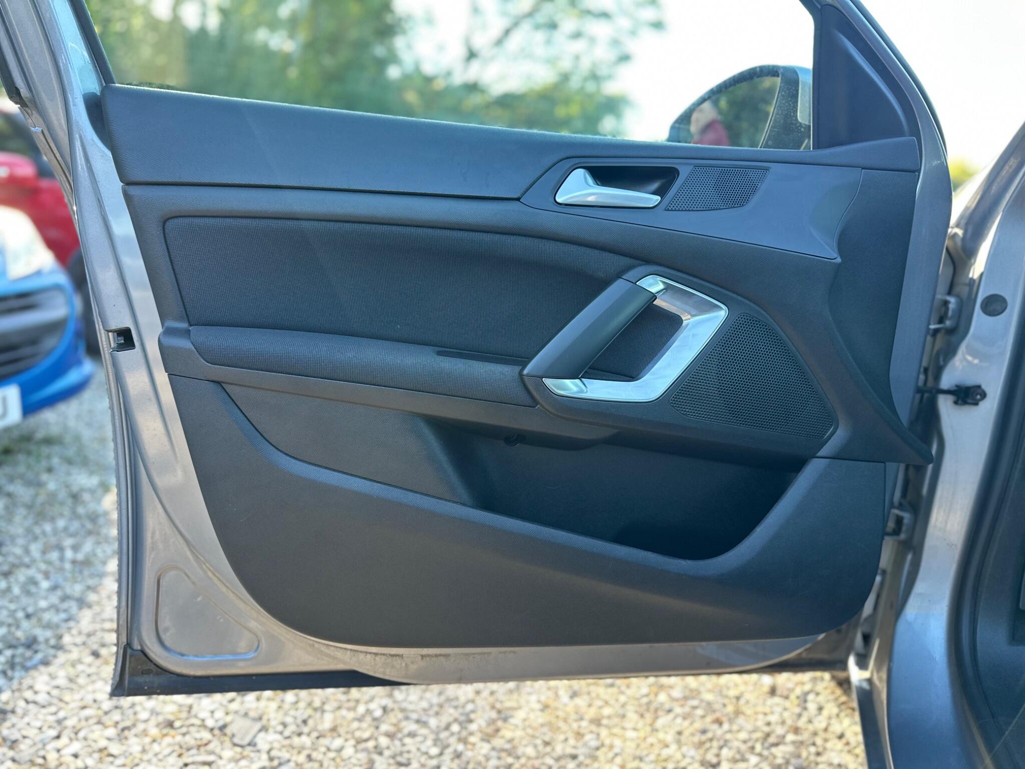 Peugeot 308 view 57