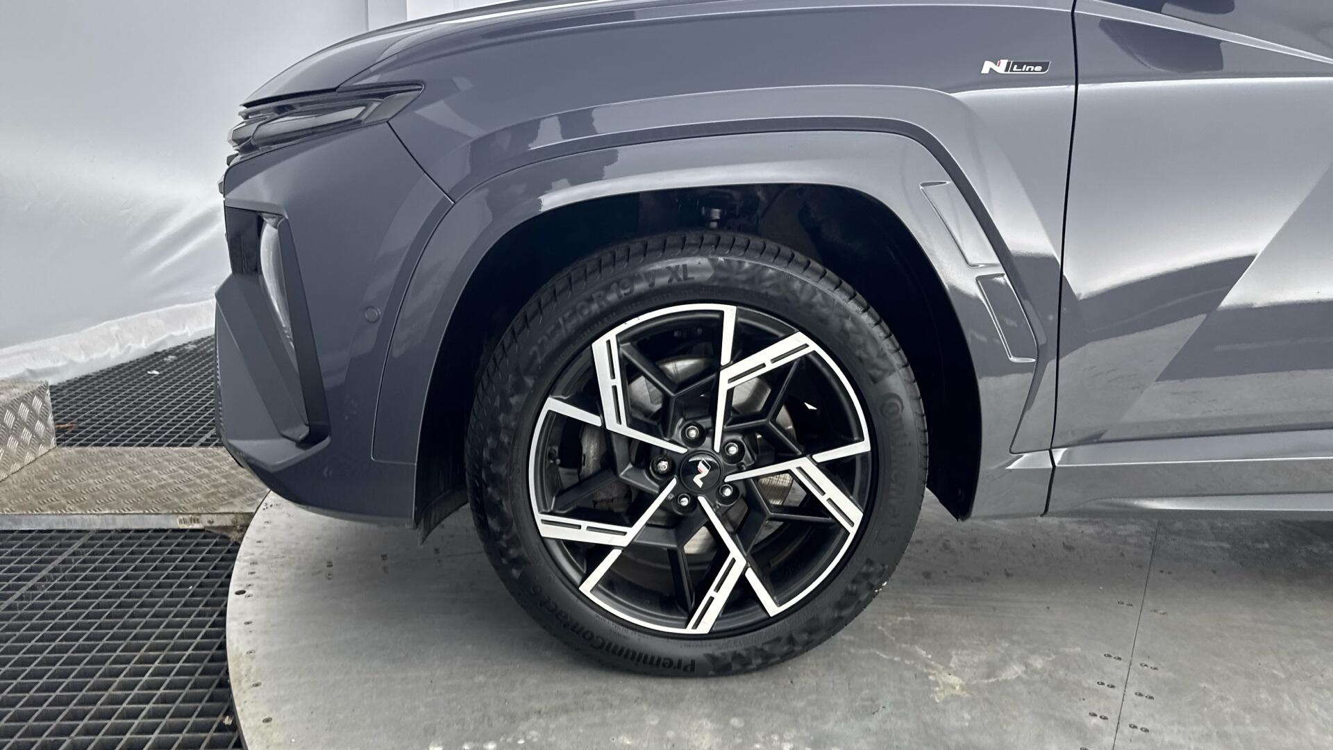 Hyundai Tucson view 24