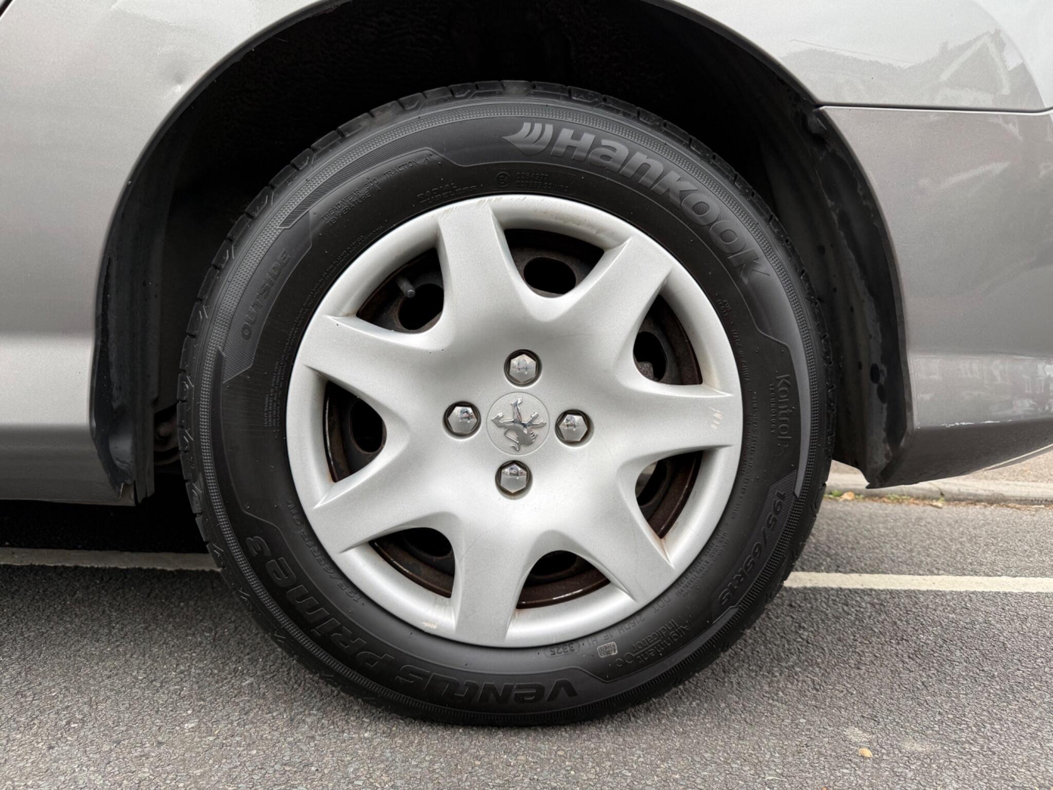 Peugeot 308 SW view 16