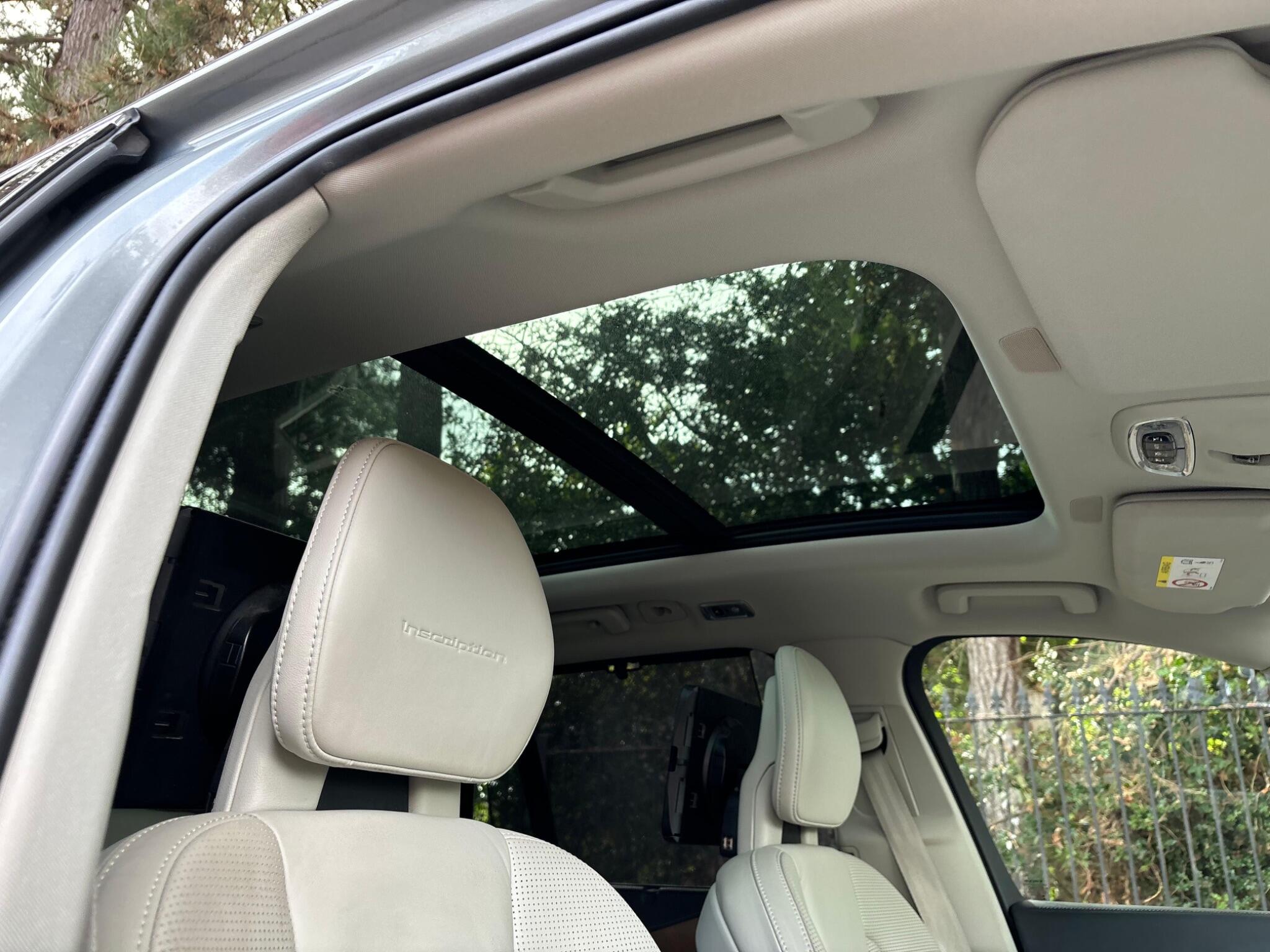 Volvo XC90 view 30